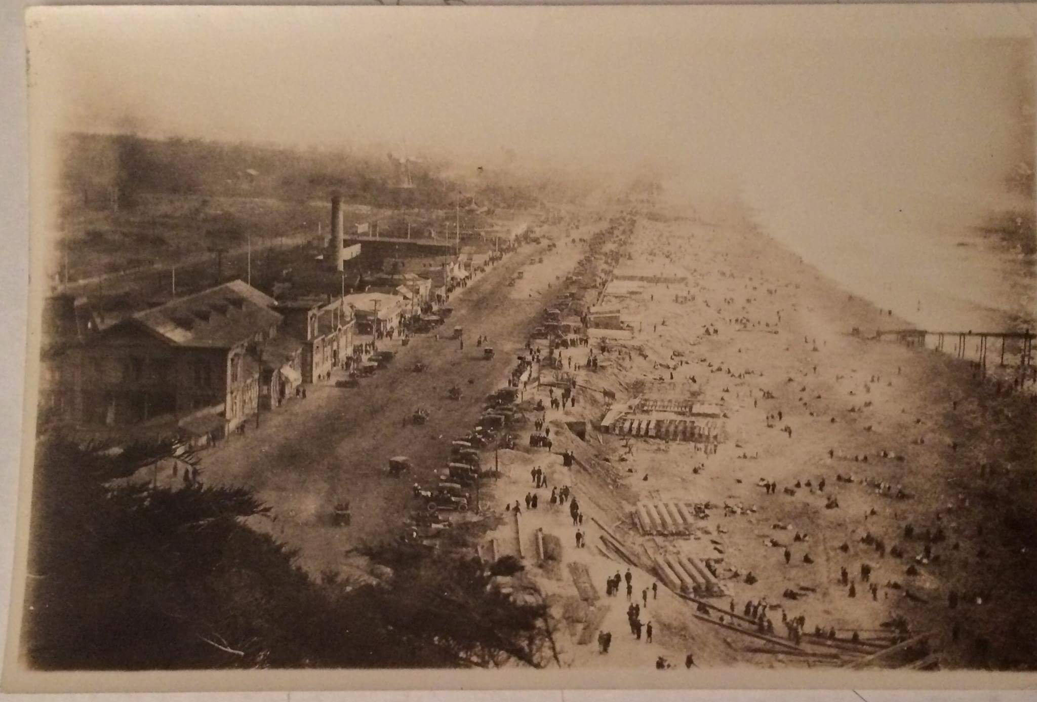 Ocean Beach 1916 w/ Lurline Pier at right