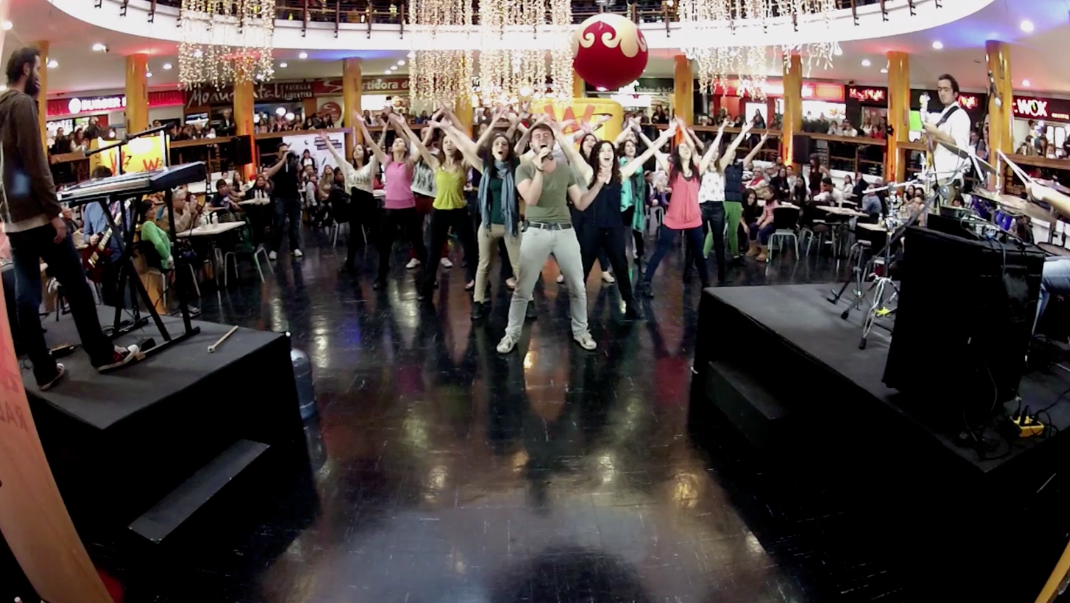 Flashmob tributo a Queen