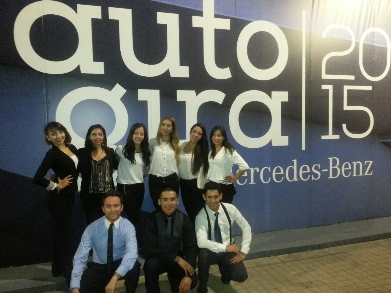 Mercedes Benz - Lanzamiento Autogira 2015