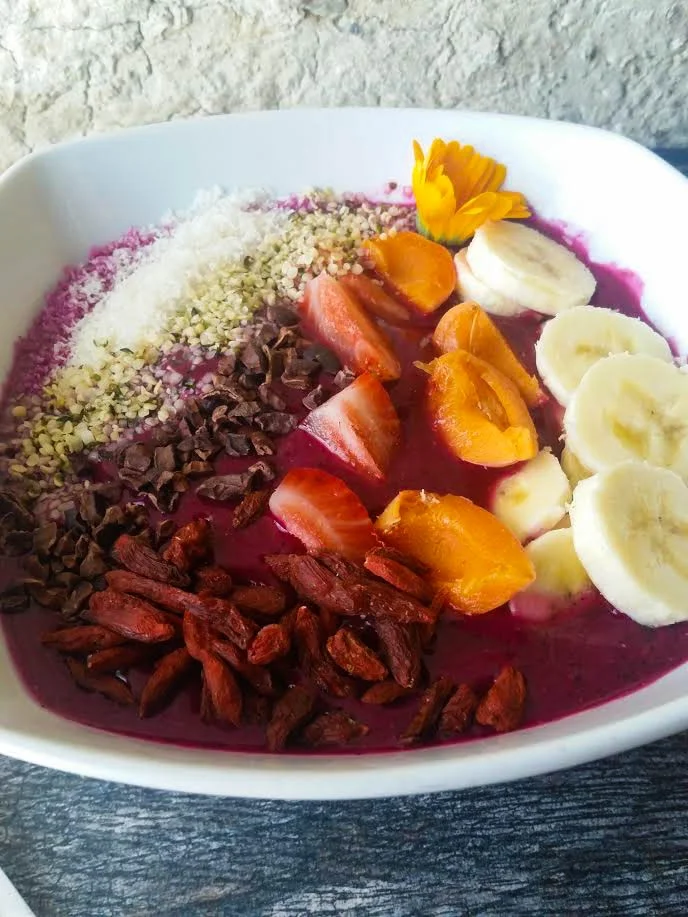 pitaya smoothie bowl