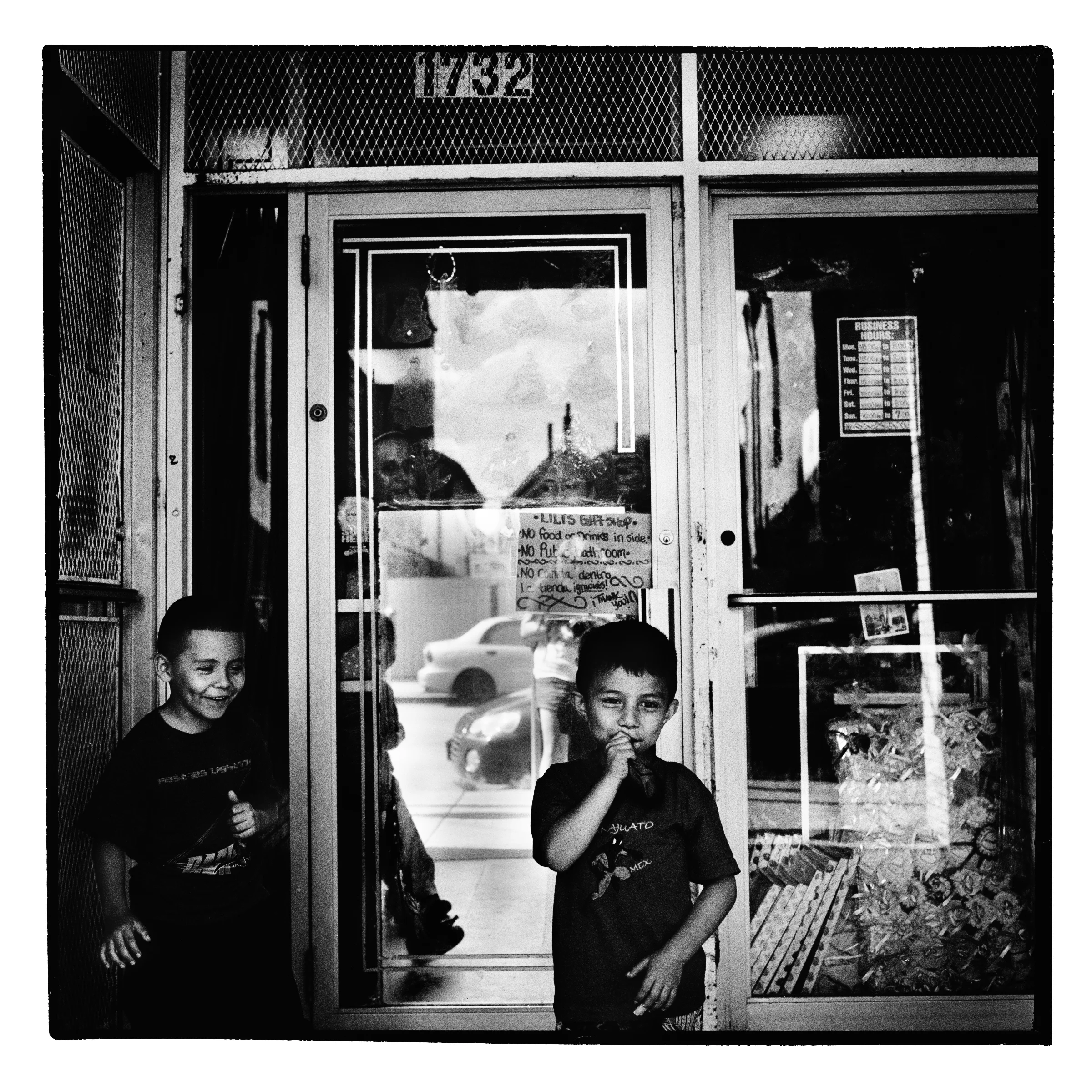 PILSEN. my hood.