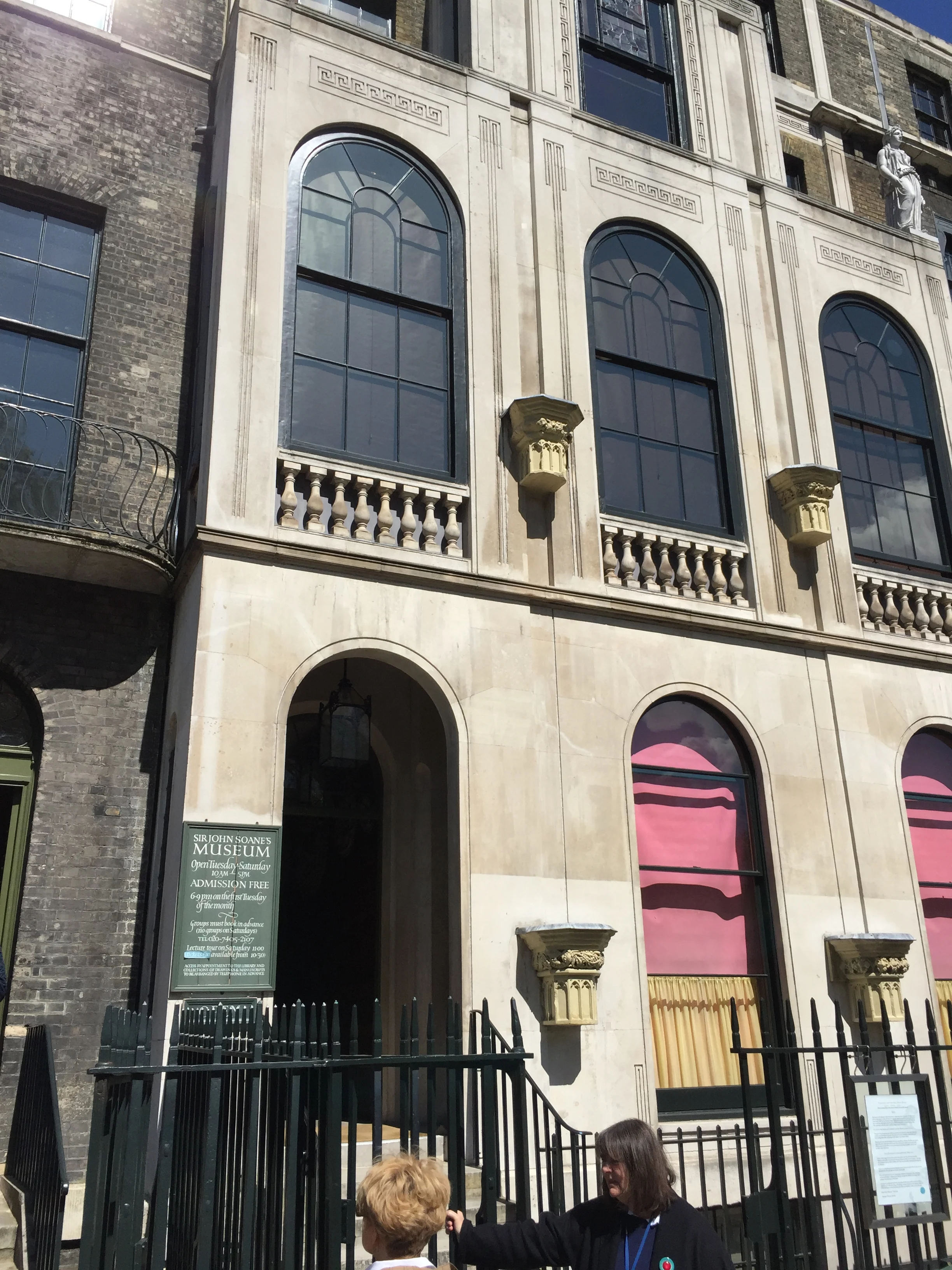 Lincoln's Inn Fields and ICRF (1).JPG