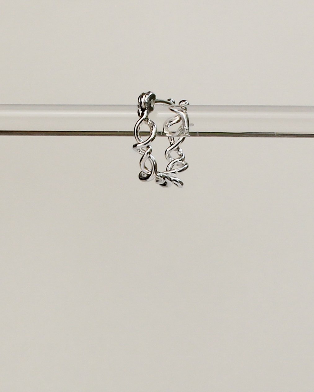 y-split and wavy hoops gems glass links-382-2.jpg