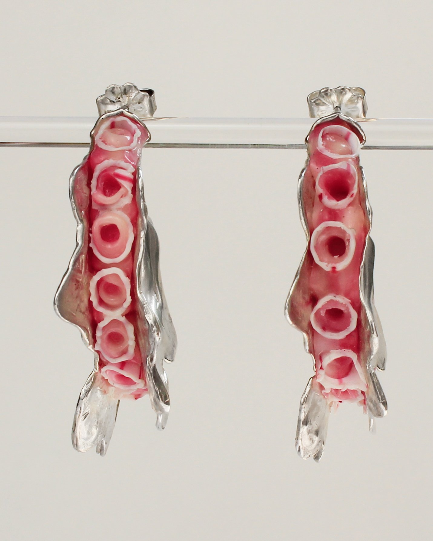 y-split and wavy hoops gems glass links-412-2.jpg