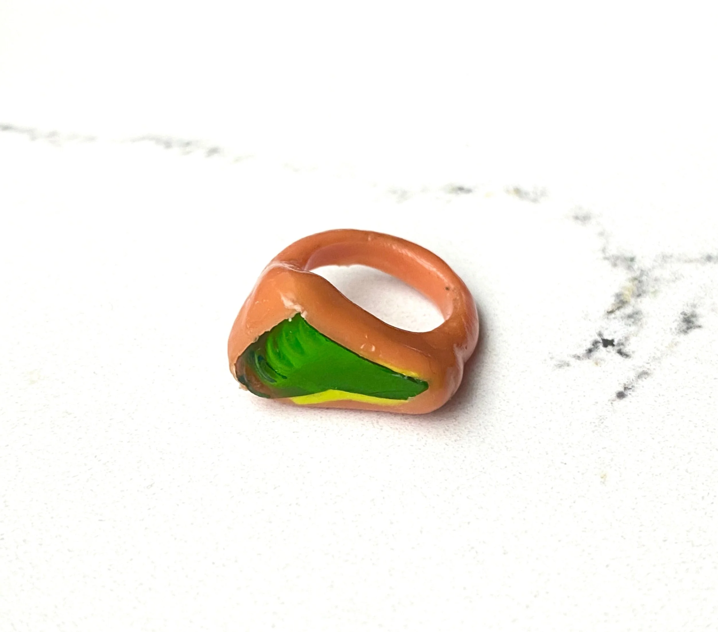 70BAEFF9-B760-4B4E-9B63-F571AF8FEB4B