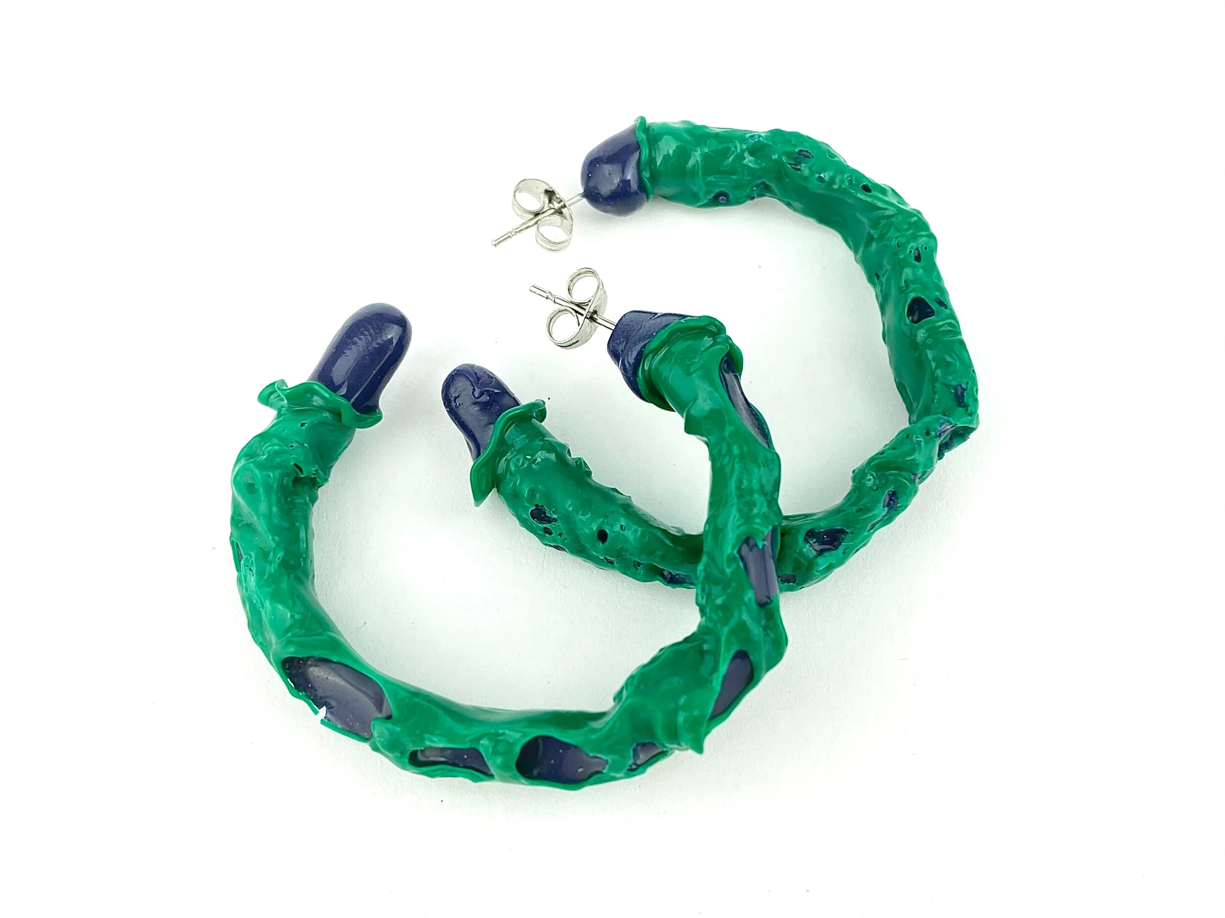 0E201F4C-FCCA-4E70-8024-98F369D104A7