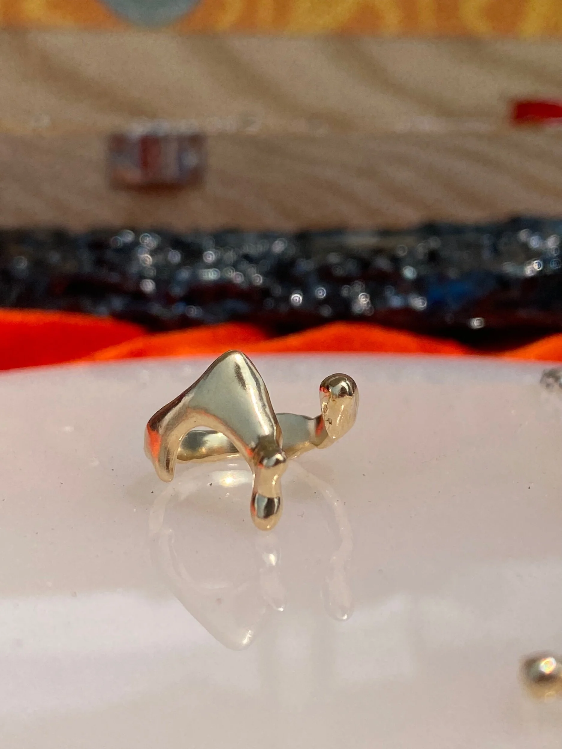 8D6AC1E4-8D99-4E7D-A111-AE5212F0A69A