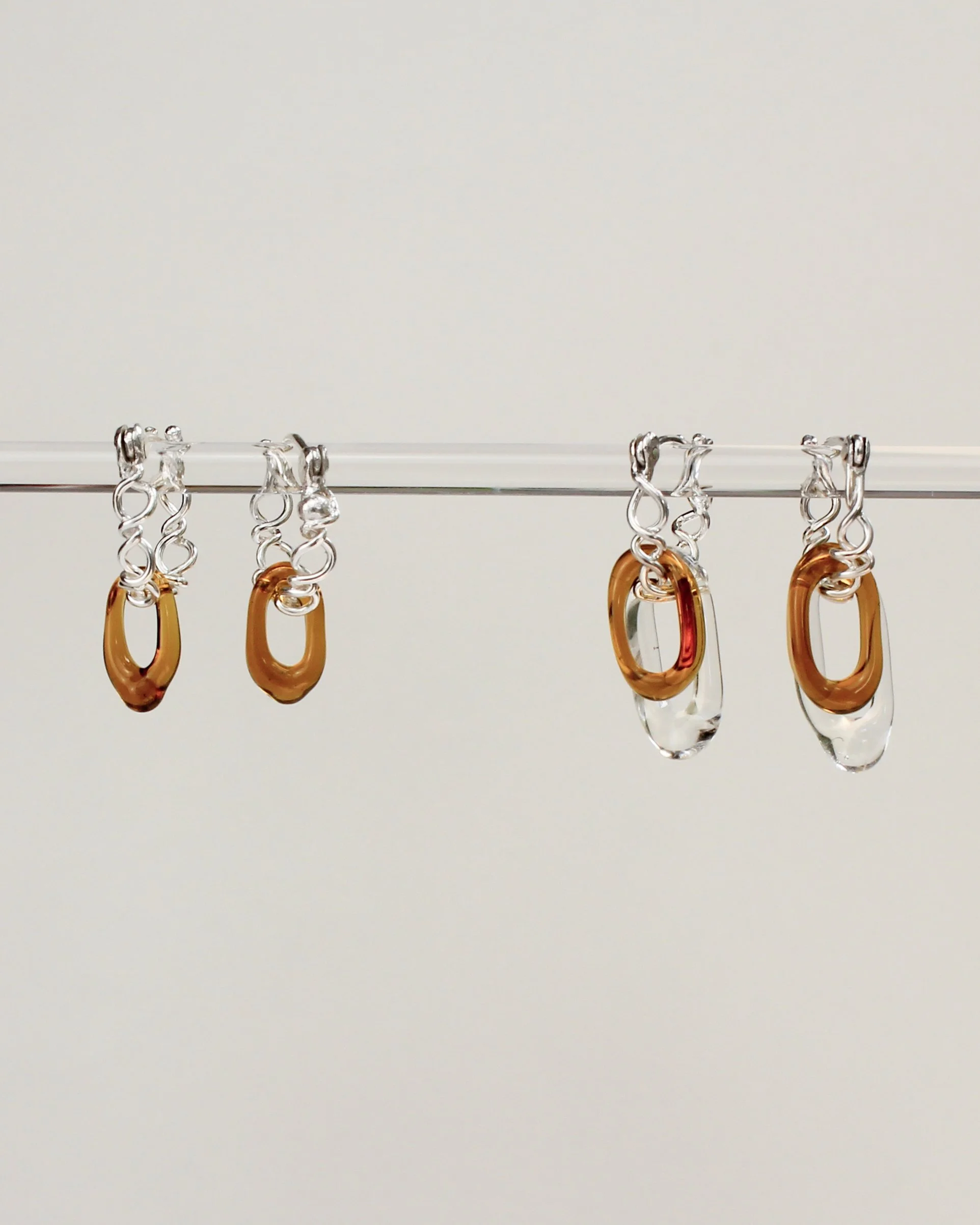 y-split and wavy hoops gems glass links-331-3.jpg