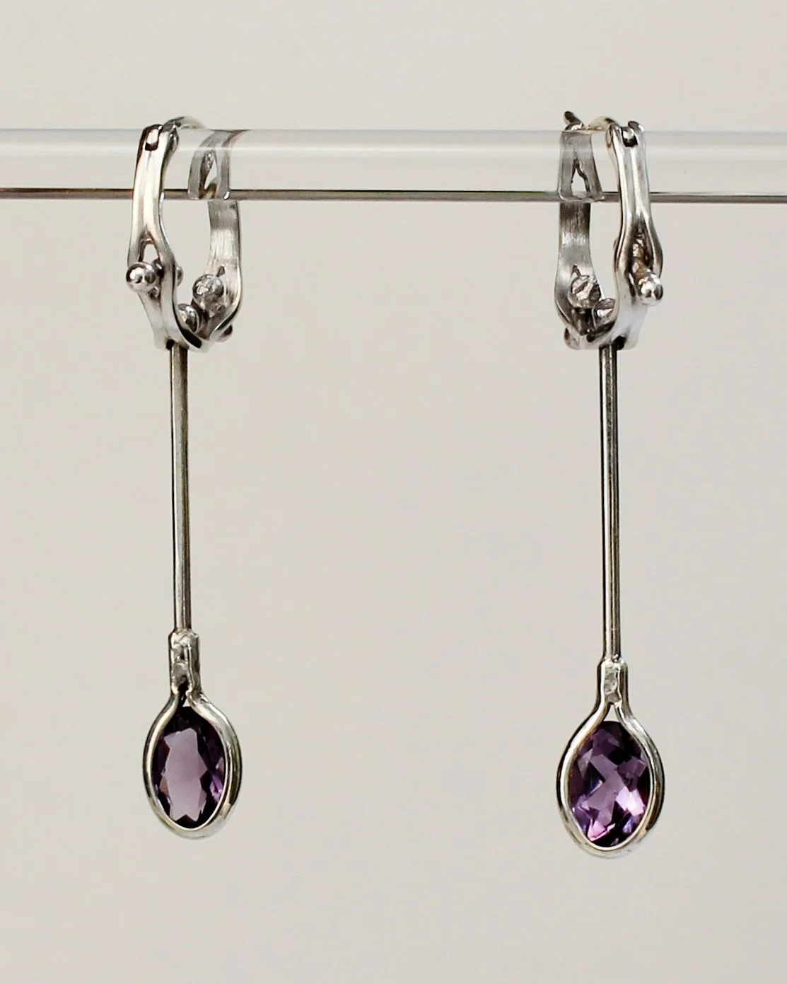 Amethyst Wavy Hoops (Oval)