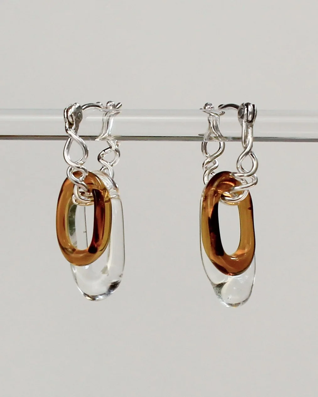 y-split and wavy hoops gems glass links-330-3.jpg