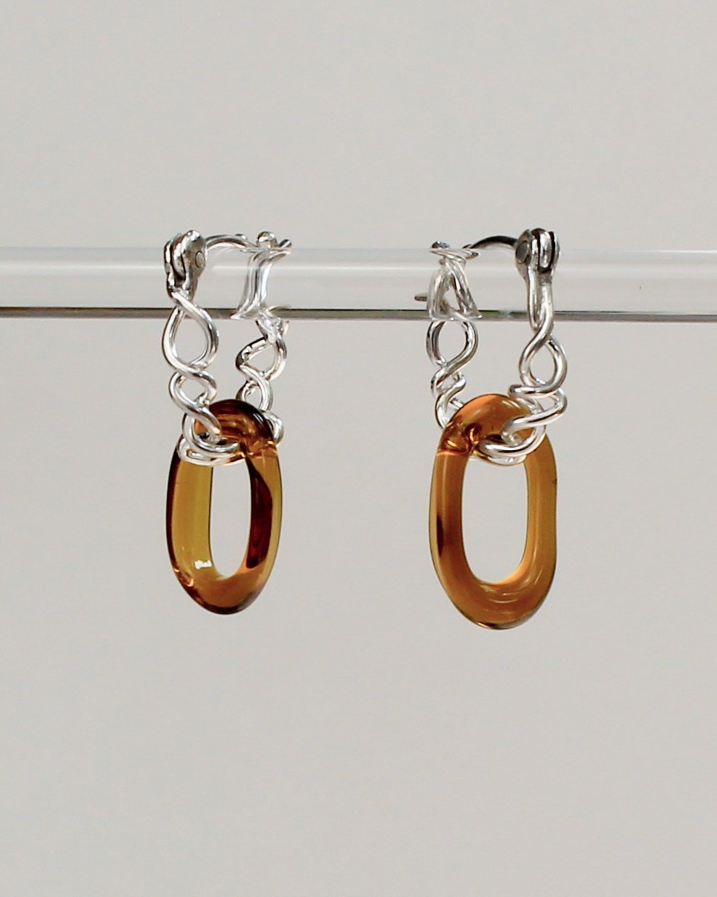y-split and wavy hoops gems glass links-320-2.jpg