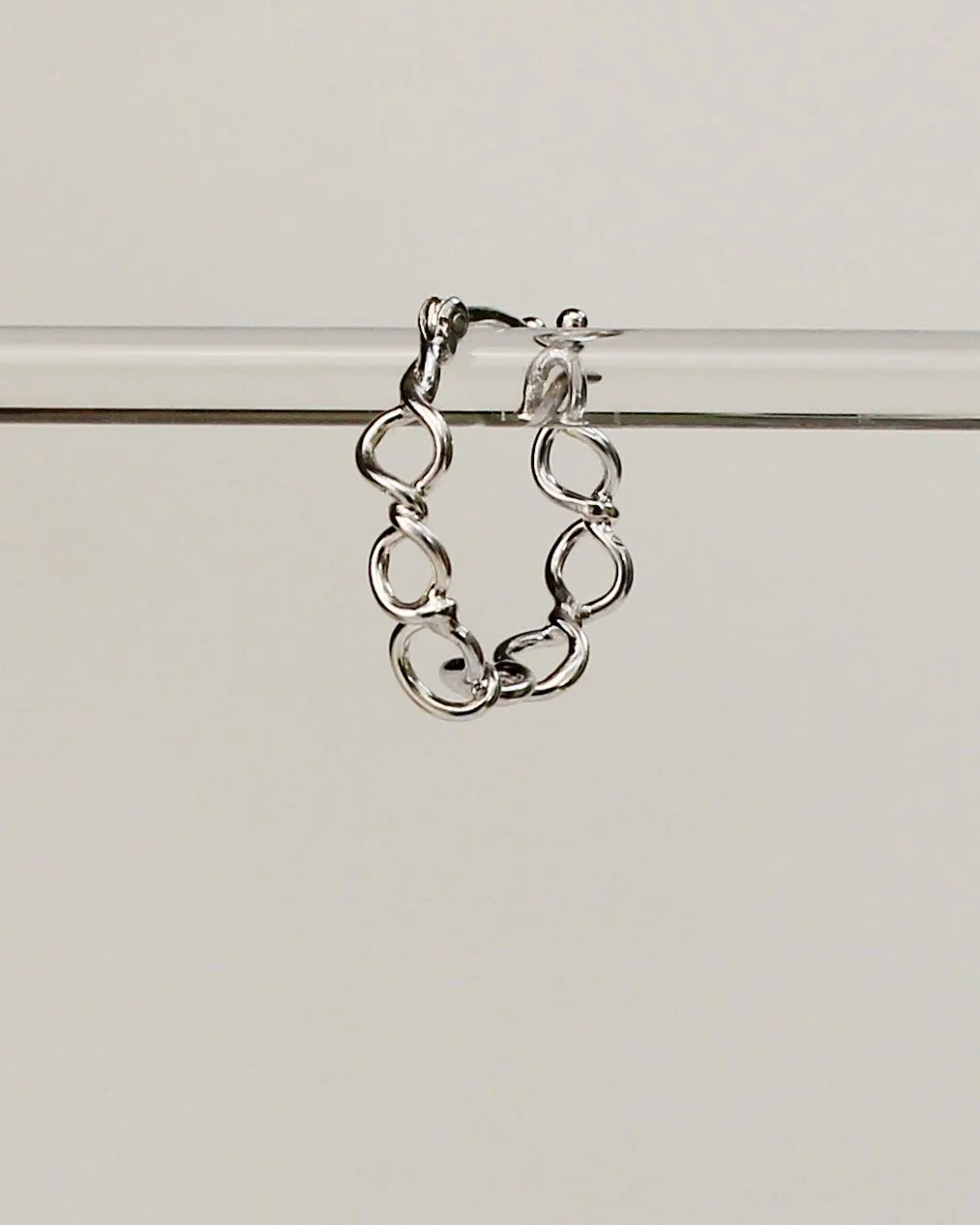 y-split and wavy hoops gems glass links-383-2.jpg
