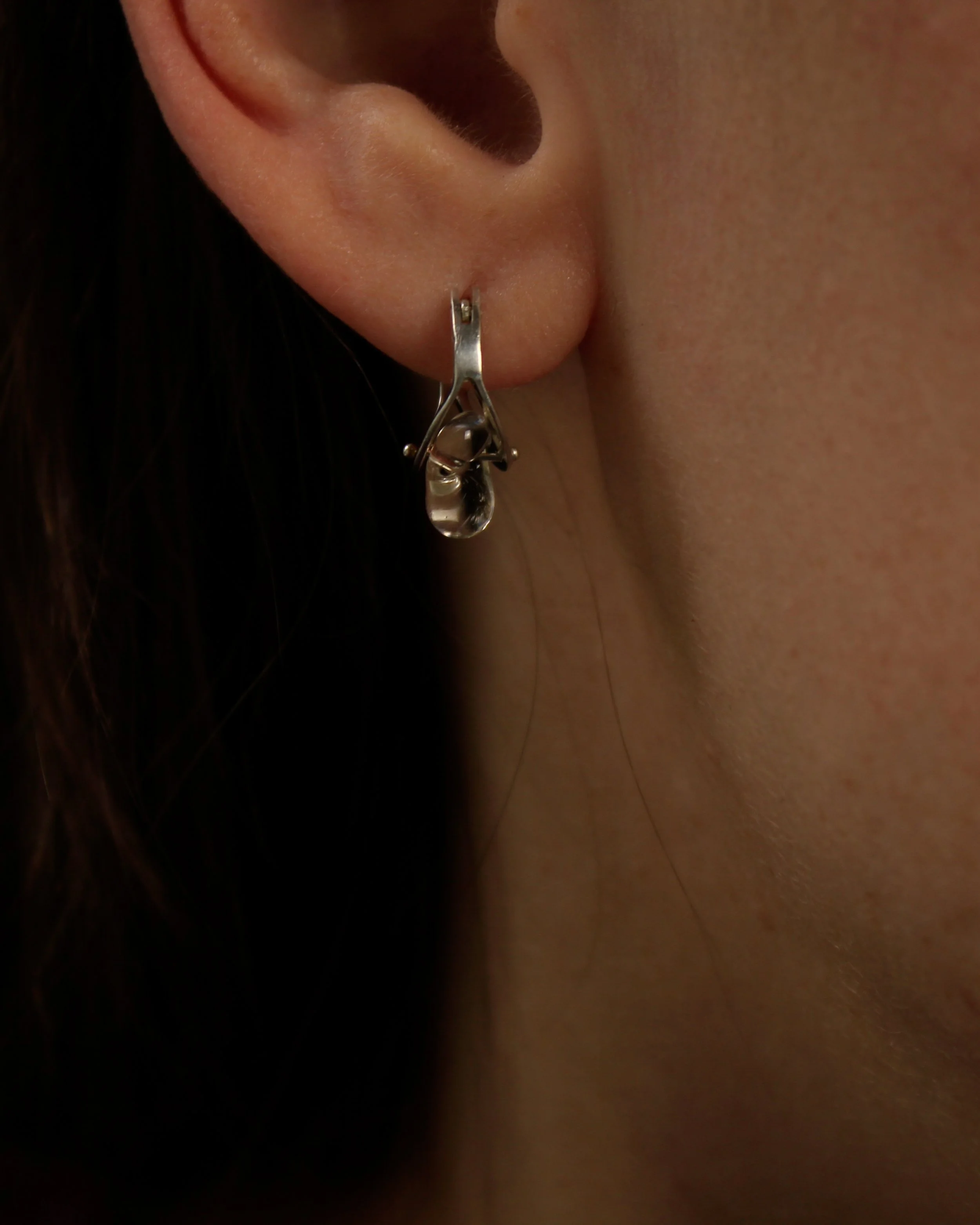 hook earrings - straw & glass - on body-7021-2.jpg