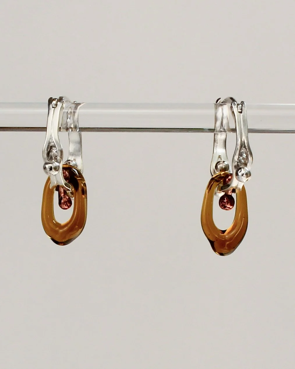 y-split and wavy hoops gems glass links-304-2.jpg