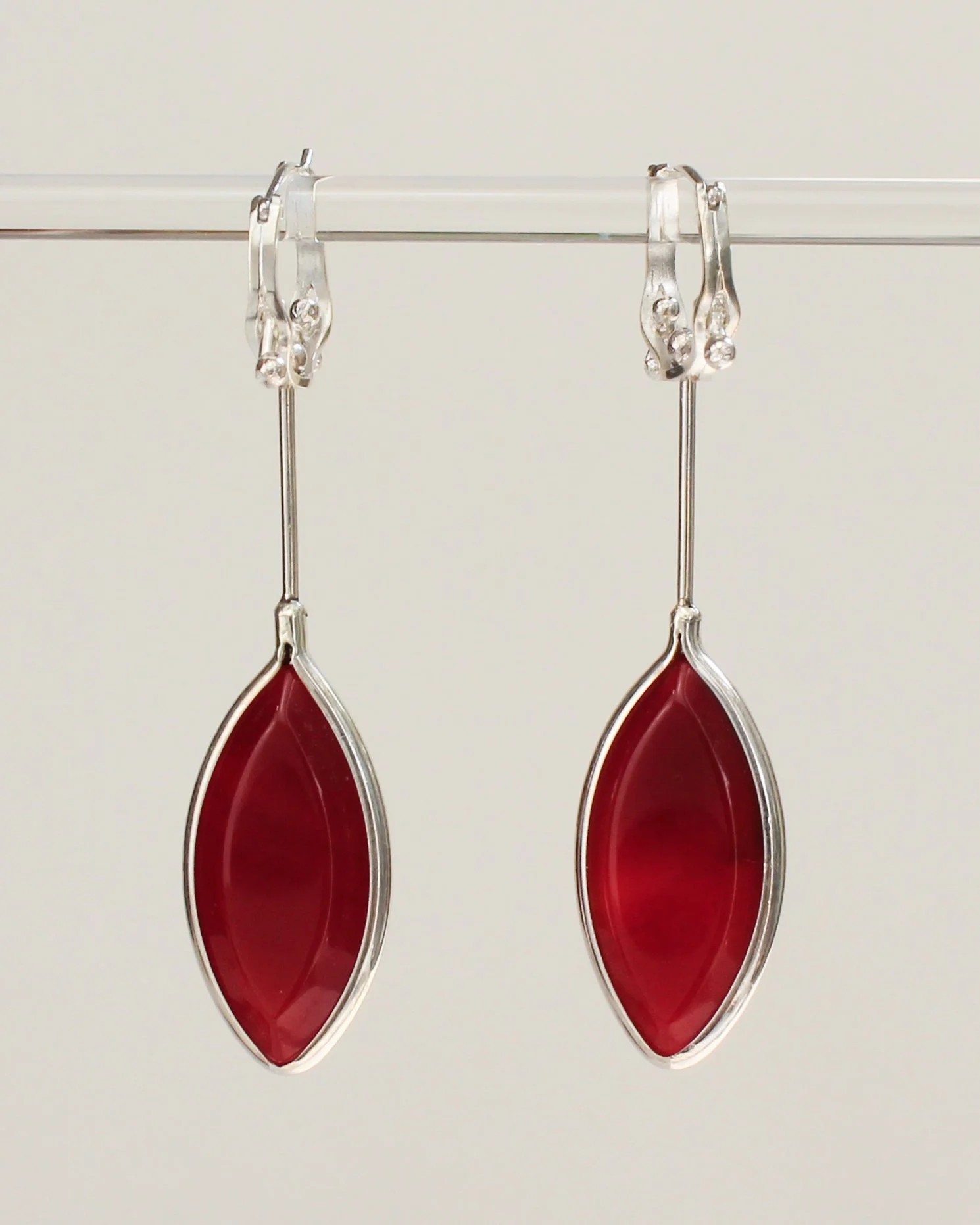 Red Agate Wavy Hoops (Flat Marquise)