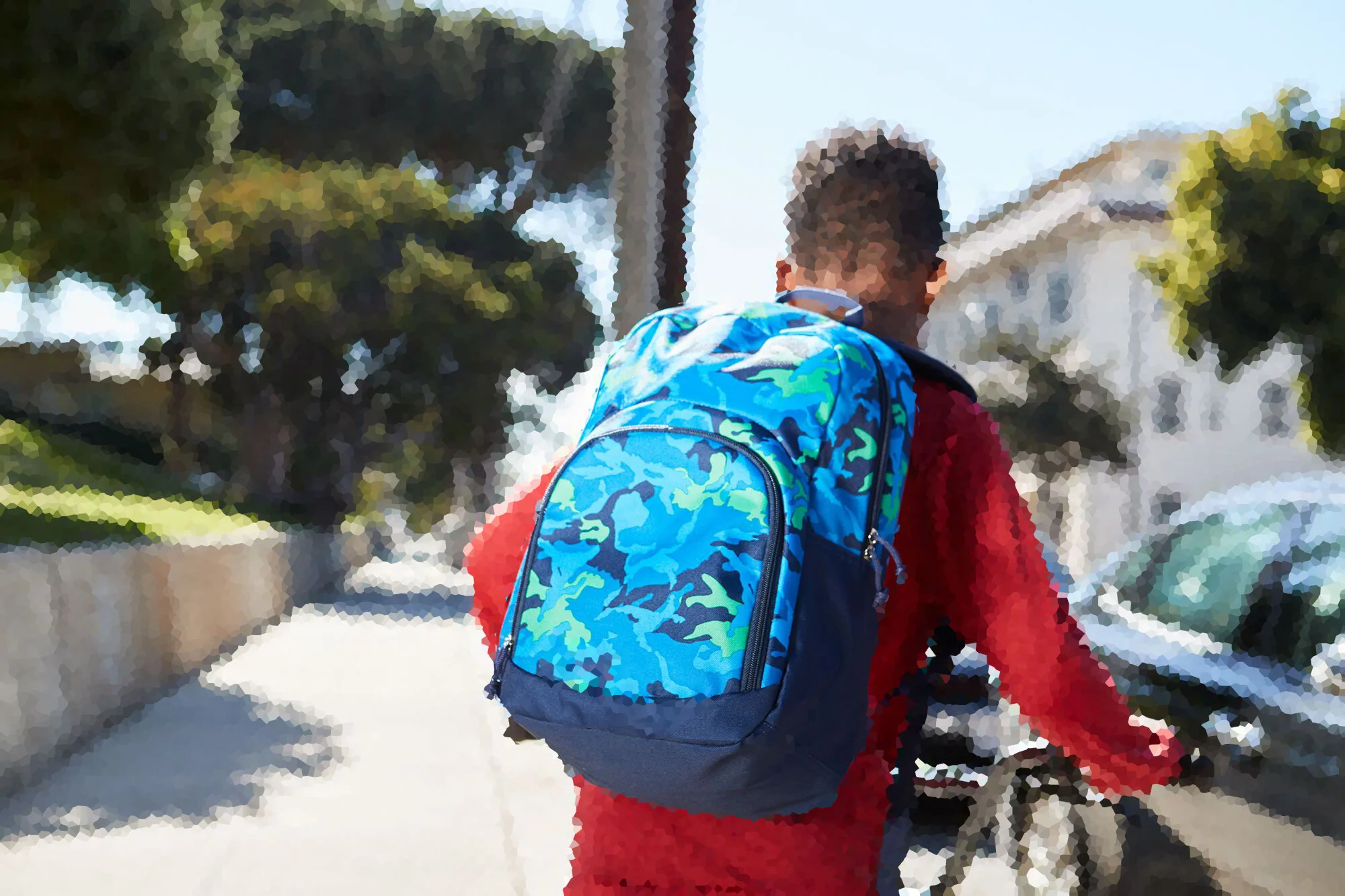 backpack with model.jpeg