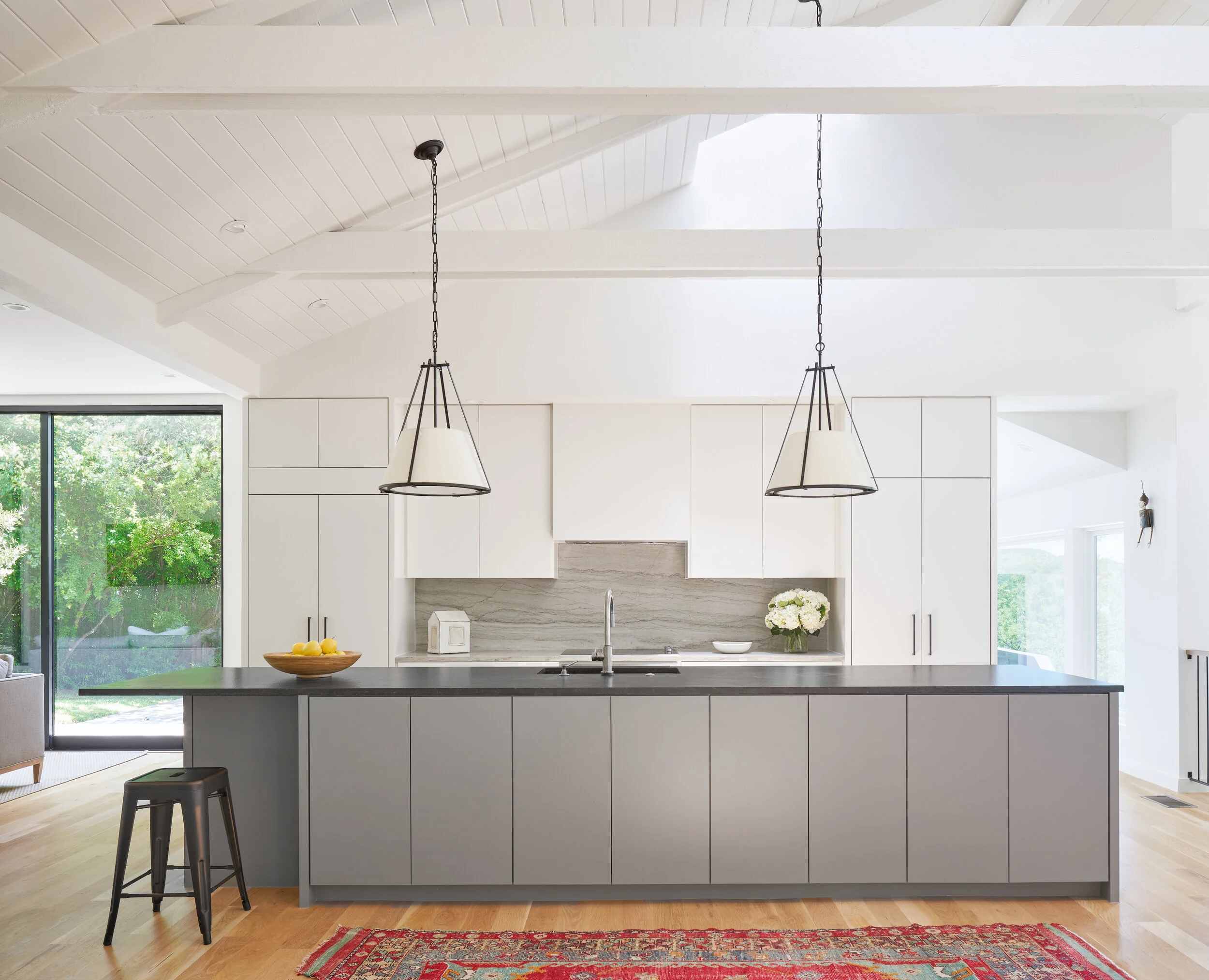 Leonid_Furmansky_5801ValleyCircle_Merzbau_DesignHouseATX_RachelHenderson_Web_14304.jpg