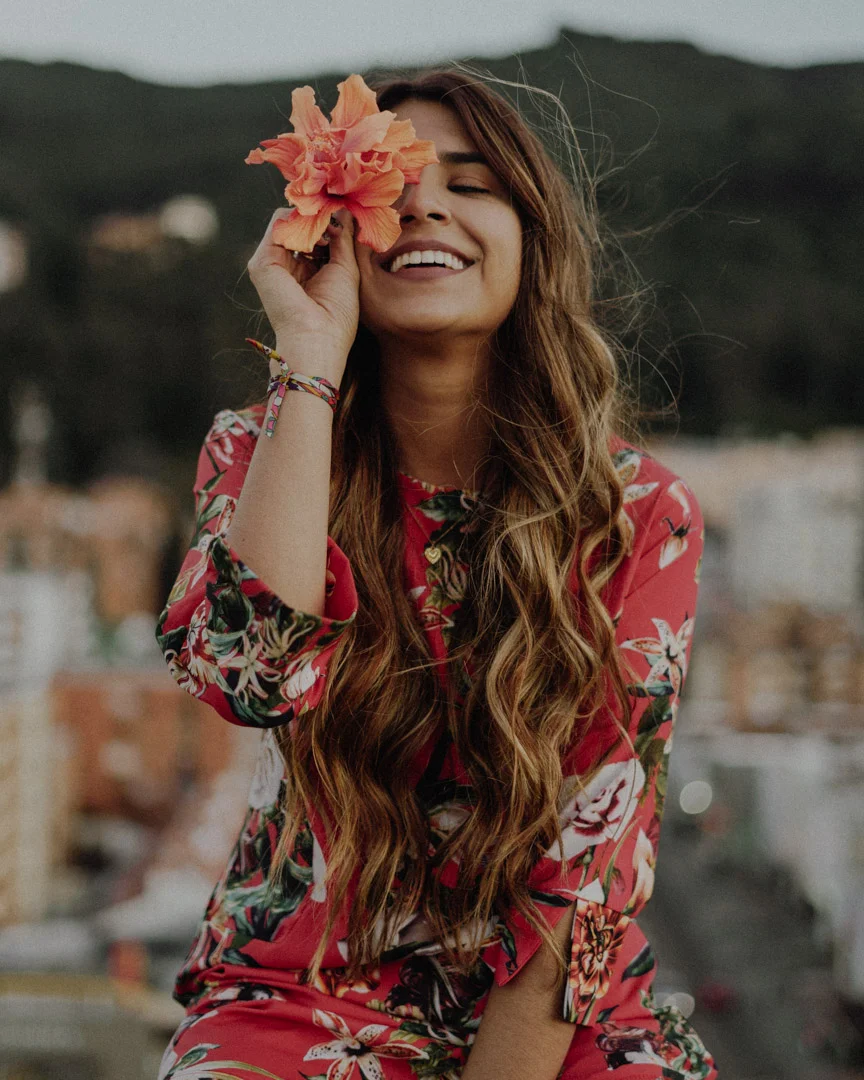Me llamo Aniam, mi nombre es extraño y muchos no saben cómo decirlo. Amo la moda y todo lo relacionado con el pelo, me encanta compartir con ustedes lo que me apasiona, me acompañan?