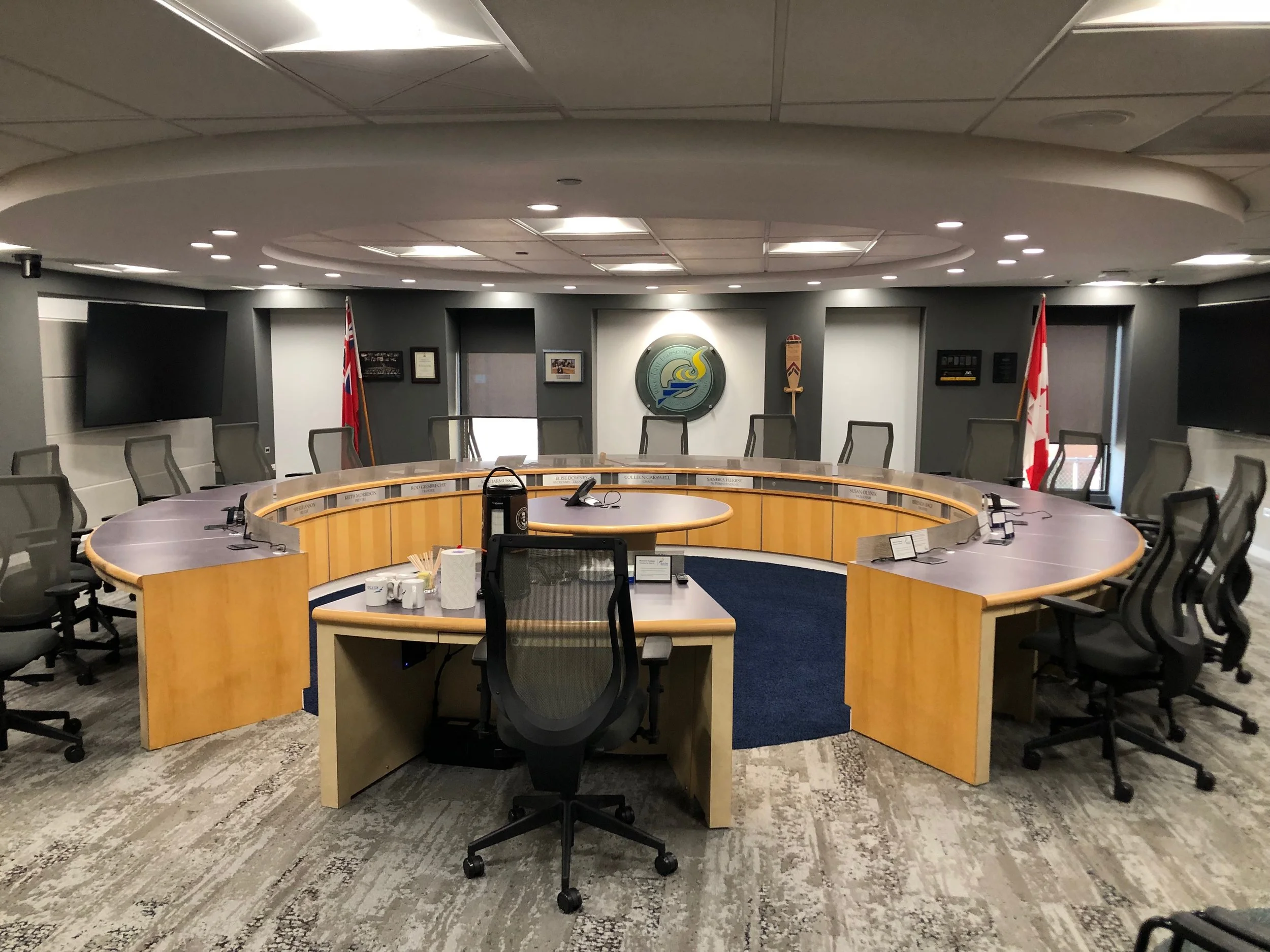 RIVER EAST TRANSCONA SCHOOL DIVISION (RETSD) - BOARDROOM REFRESH
