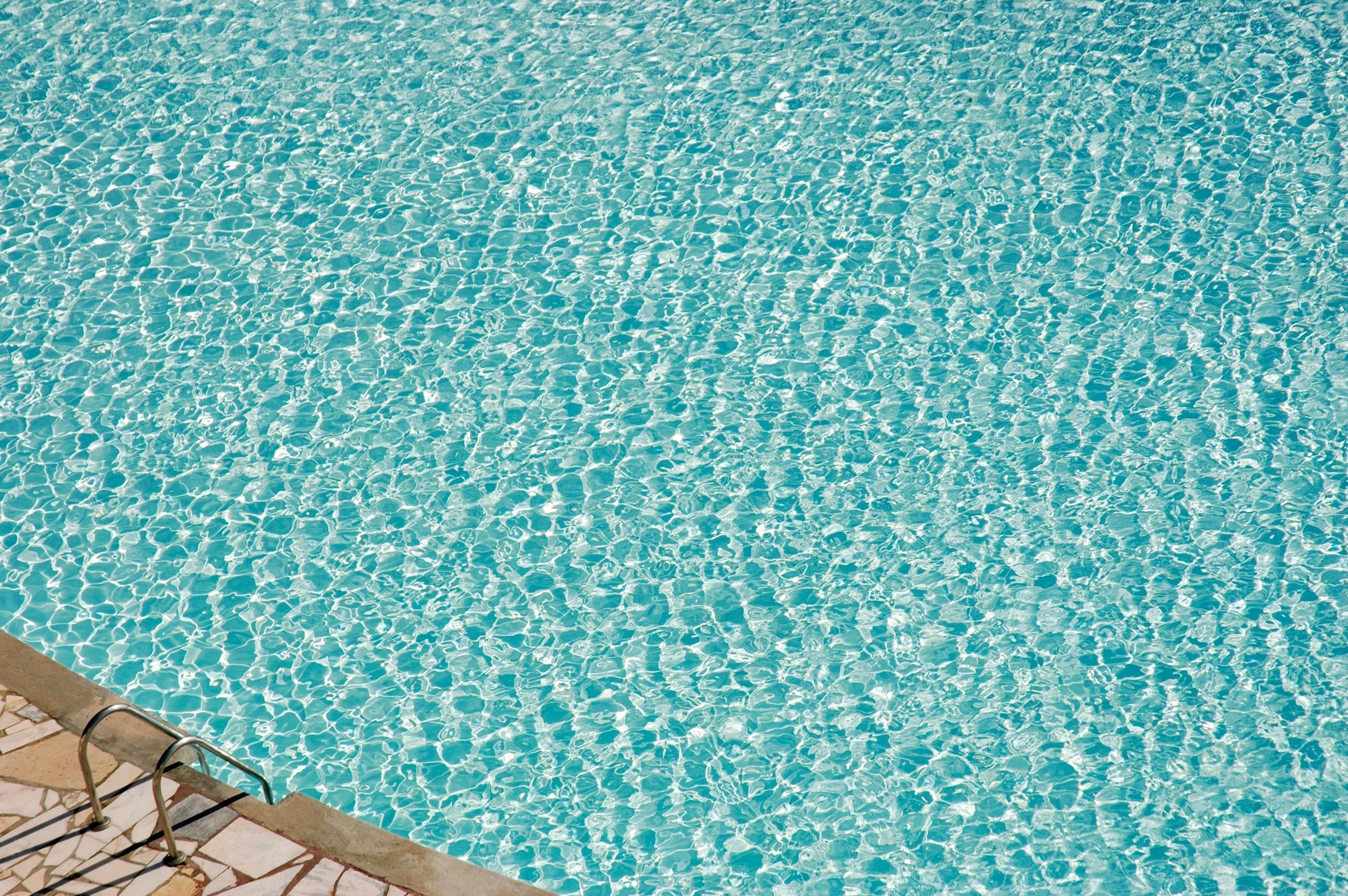 What pool cleaner should you buy?  