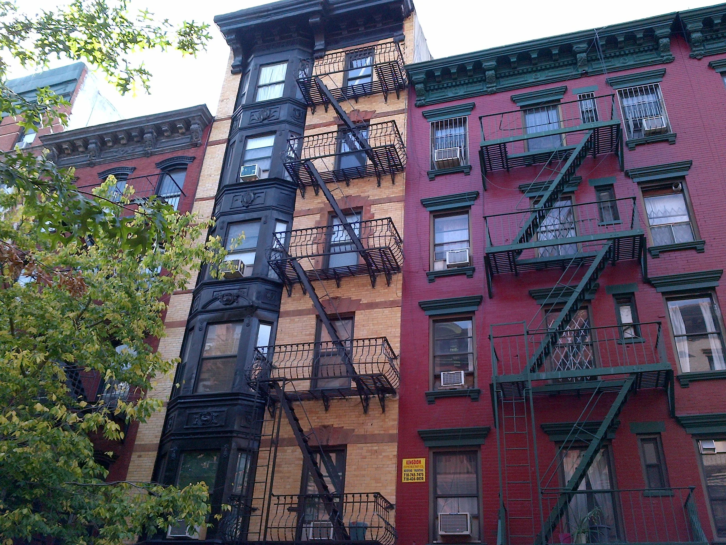 ElizabethStreetYellowAndRedBuildingsNolita.jpg