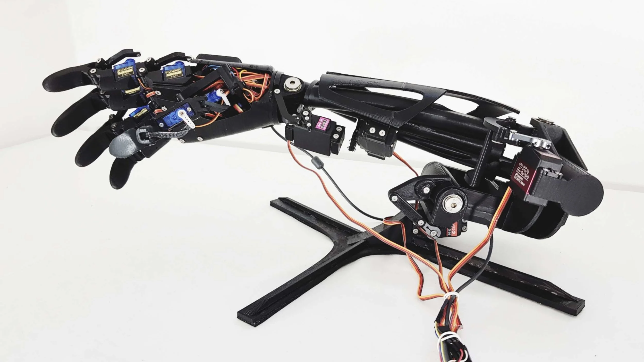 Robotic+Hand.jpg