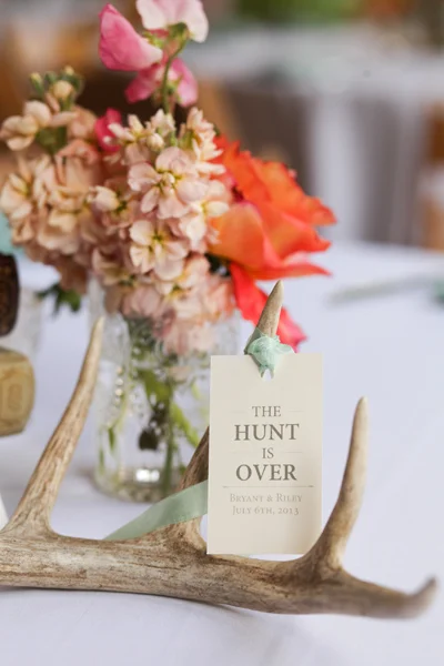 southern-wedding-antler-decor.jpg