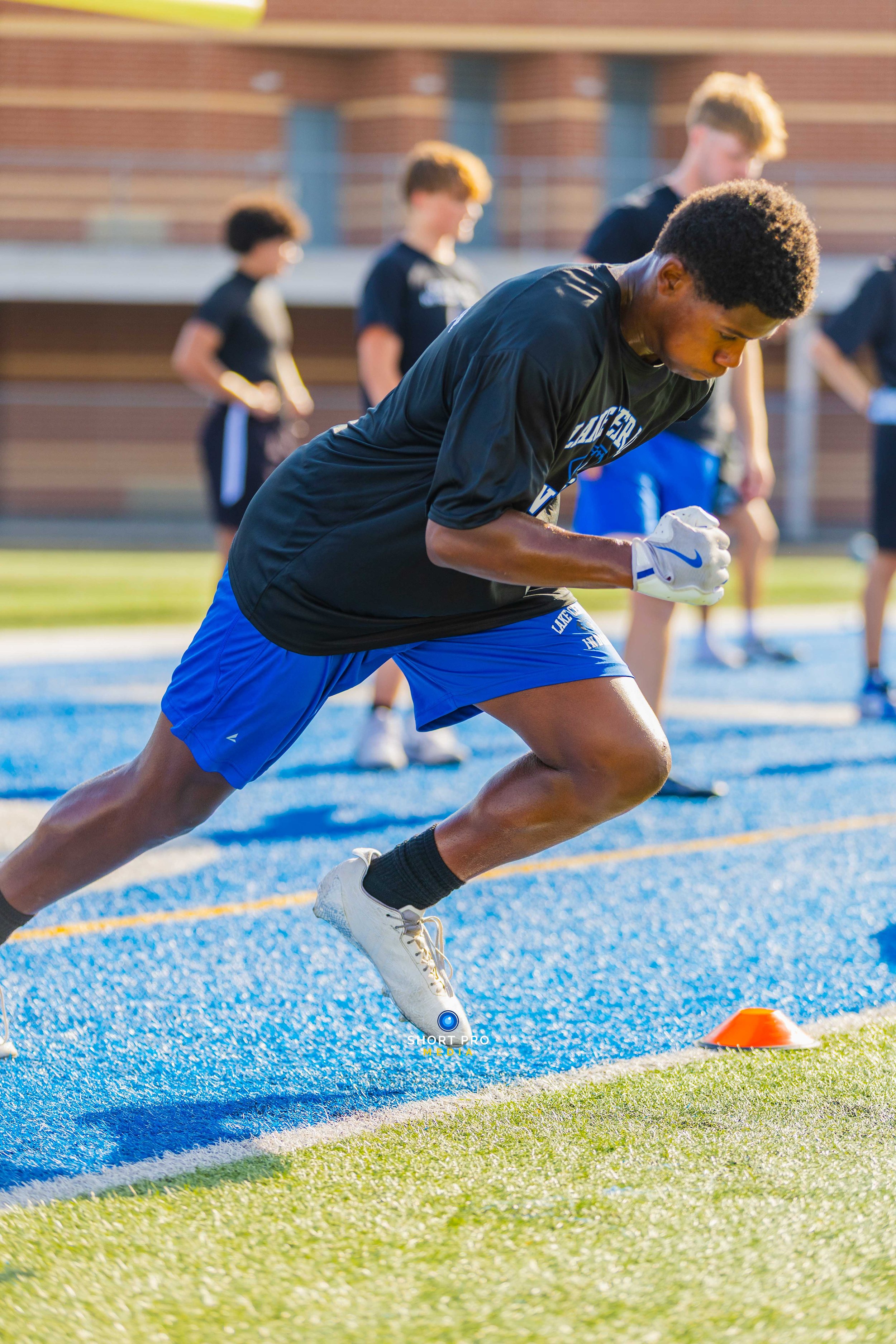 7.11 LC Football Practice Web-10.jpg