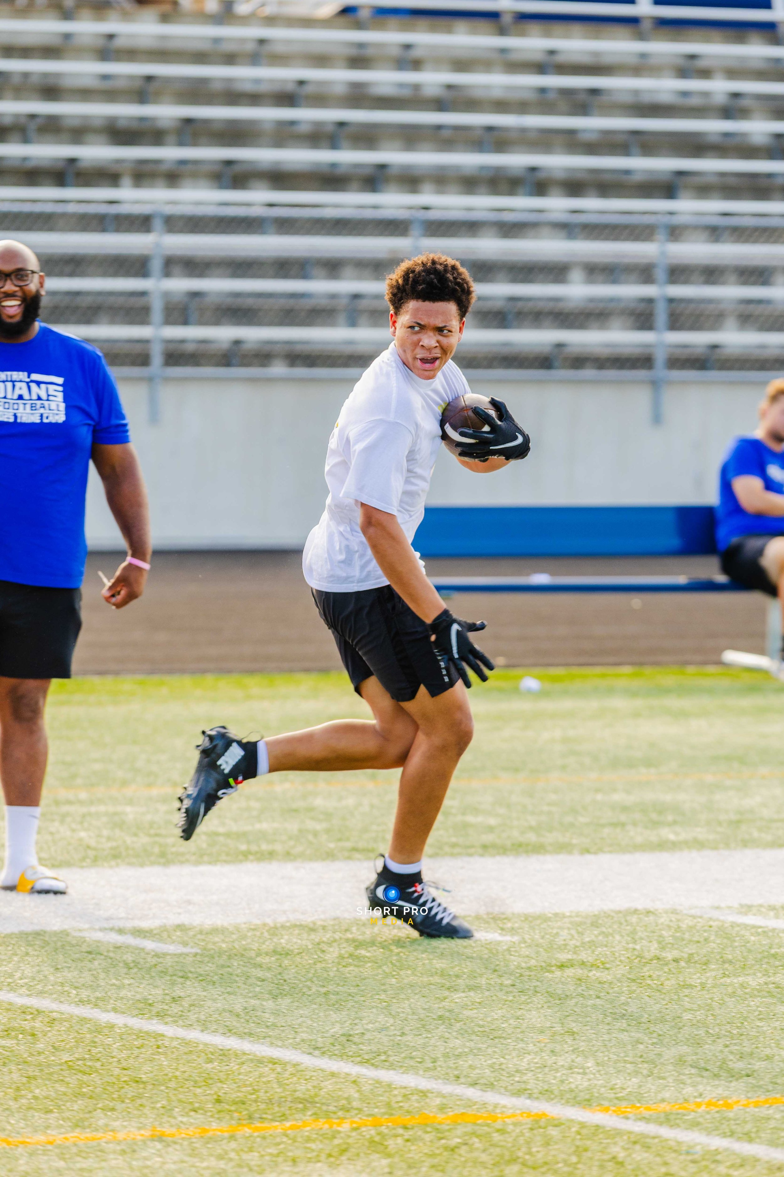 7.11 LC Football Practice Web-36.jpg