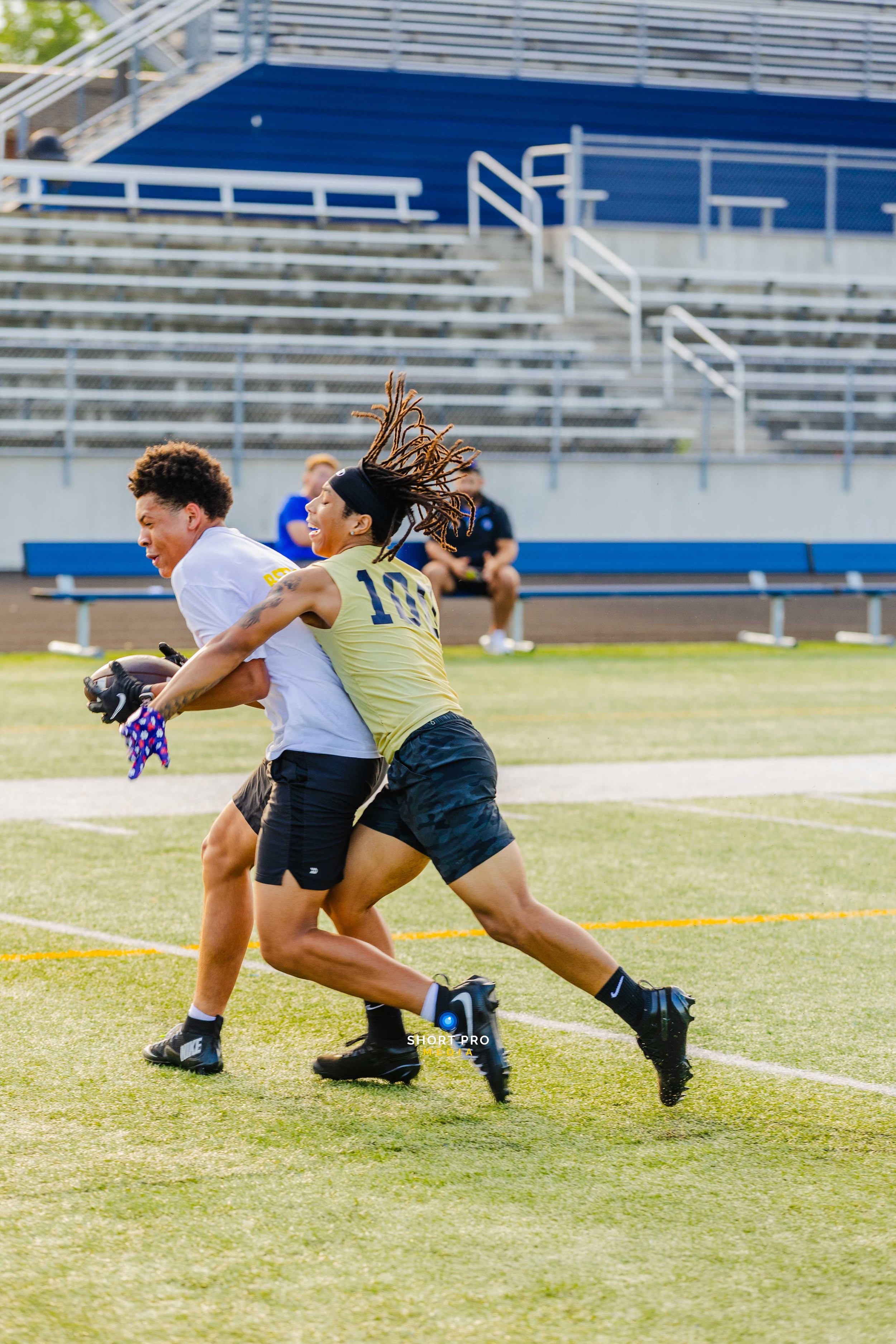 7.11 LC Football Practice Web-38.jpg