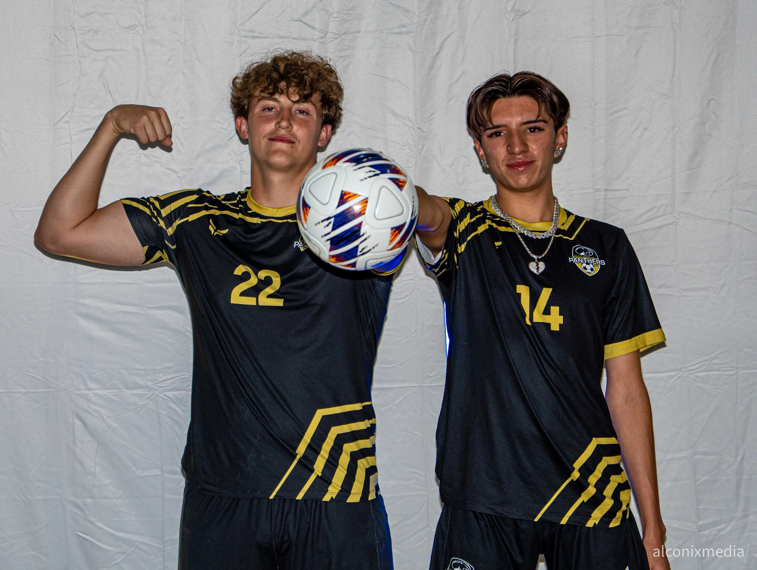 griffithboyssoccer25-04.jpg