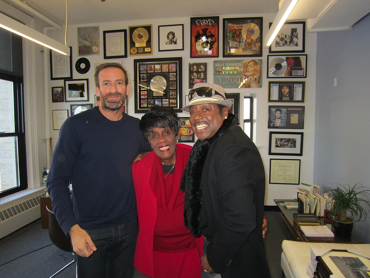 NYU Clive Davis Institute Chair Jeff Rabhan with Kenn and his mother
