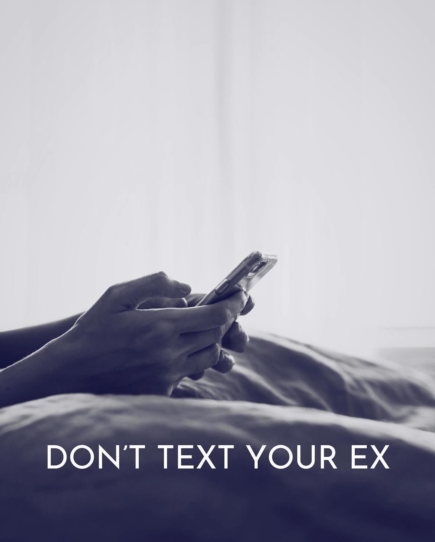 Should you text your ex over the holidays? It all depends on the circumstances of your breakup.

❌If your ex initiated the breakup and is moving on while you're still in the process of healing, do NOT send a text.

❌Similarly, if you were the one who