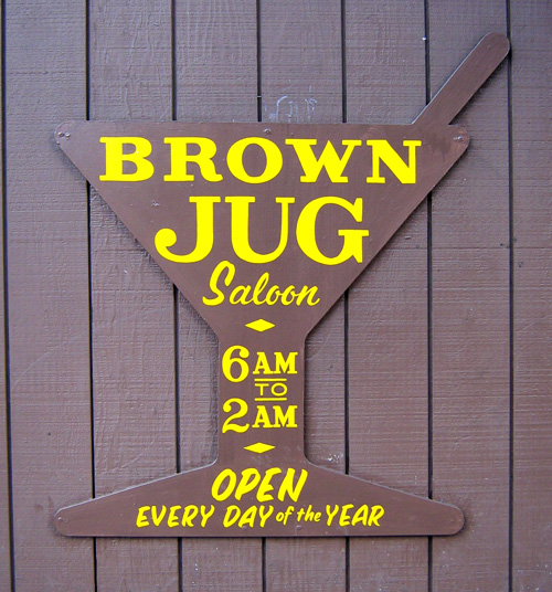 HAND-brown-jug-saloon_3161124829_o.jpg