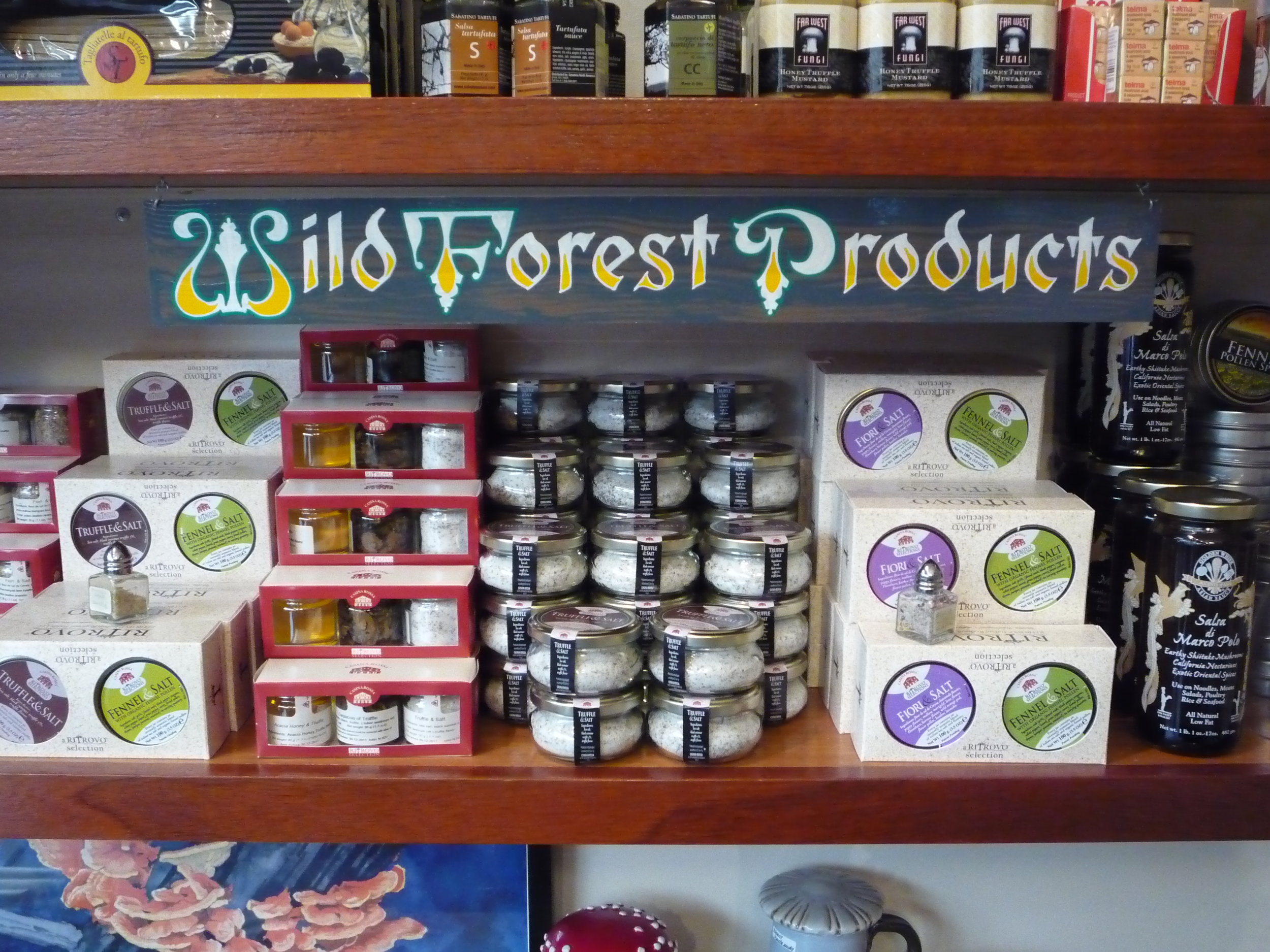 HAND-far-west-fungi-wild-forest-products-shelf-sign_4323726364_o.jpg