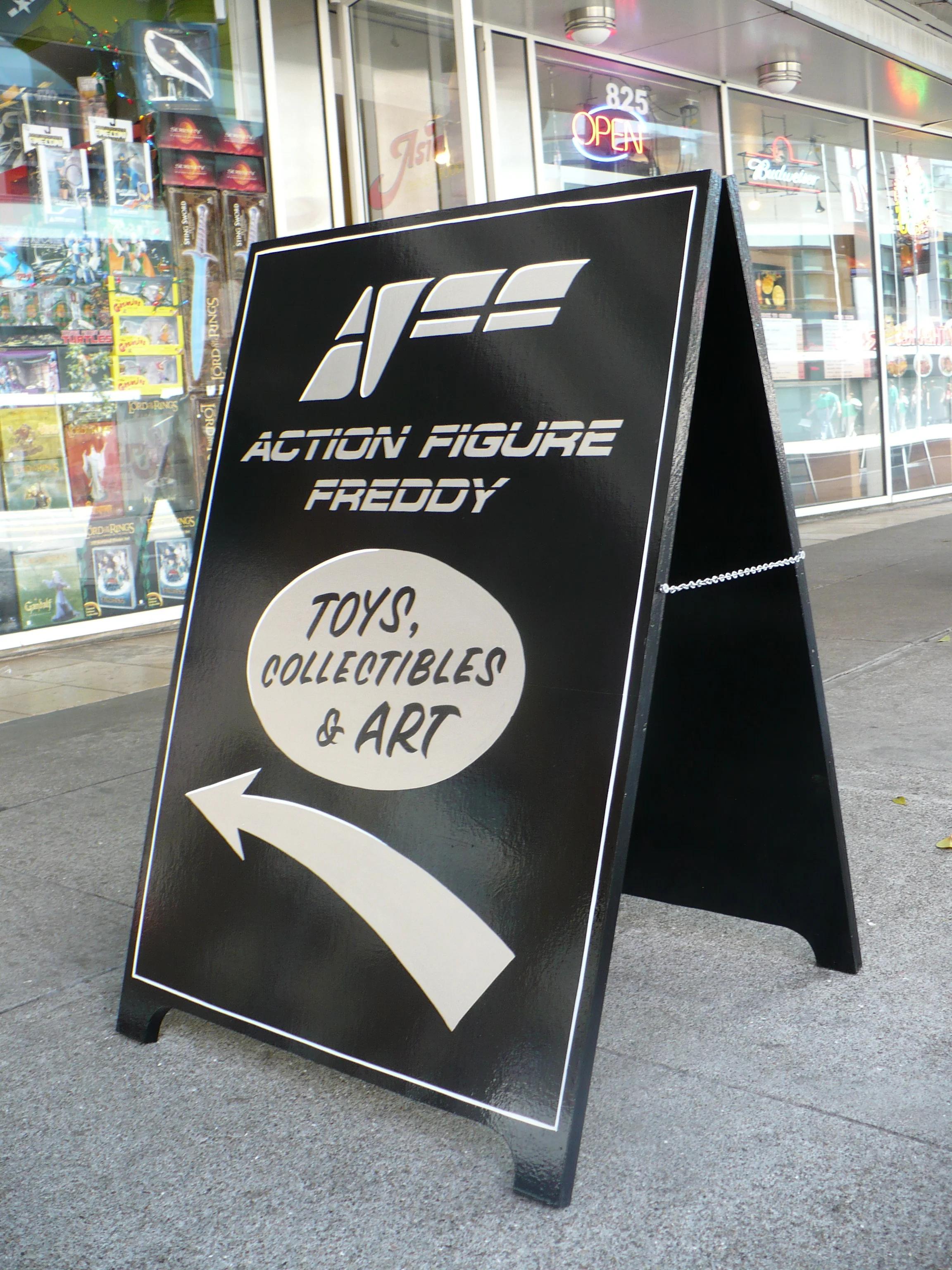 A-FRAME-action-figure-freddy_3131069385_o.jpg
