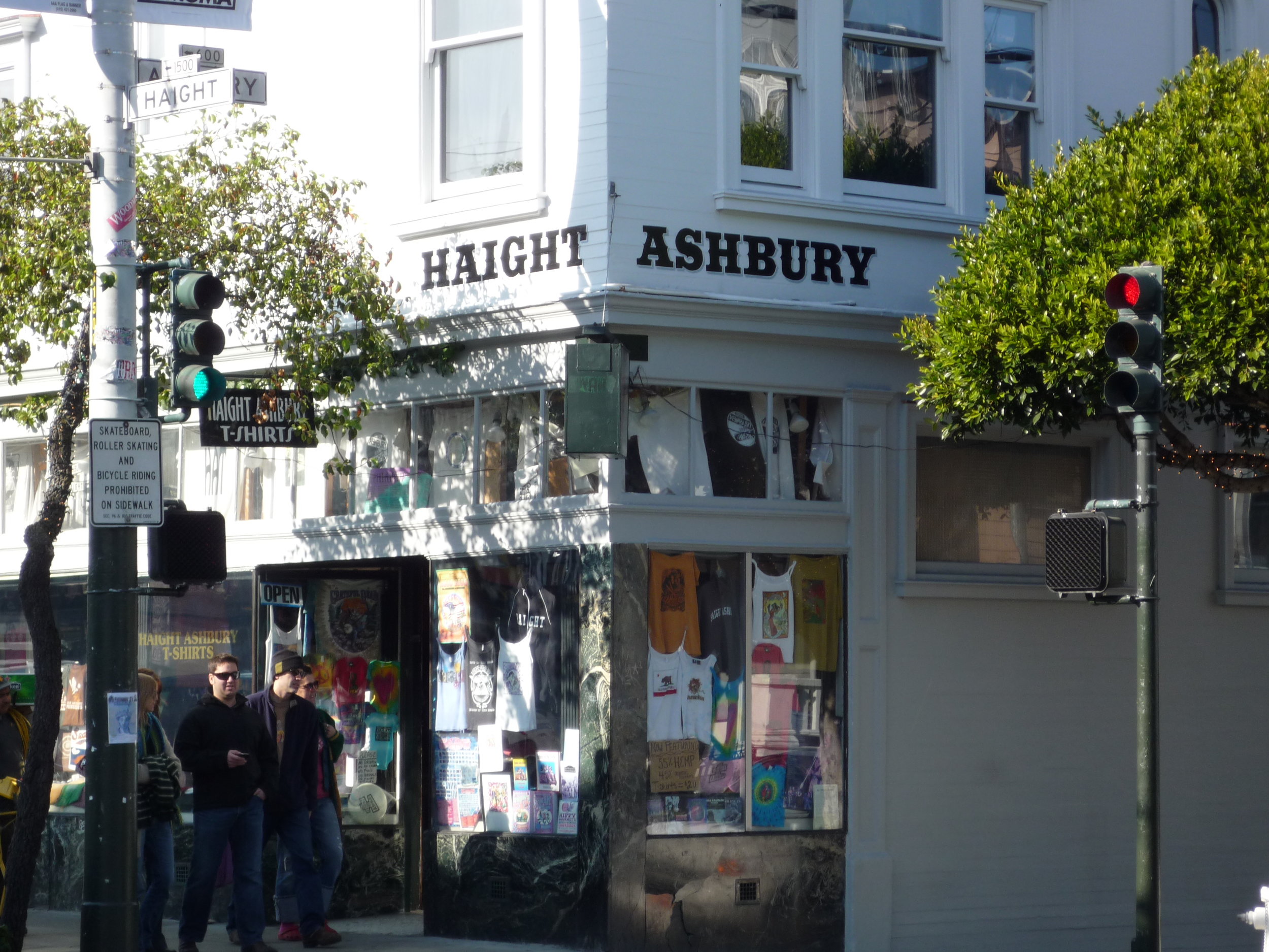 HAND-haight-ashbury-street-corner_4306546755_o.jpg