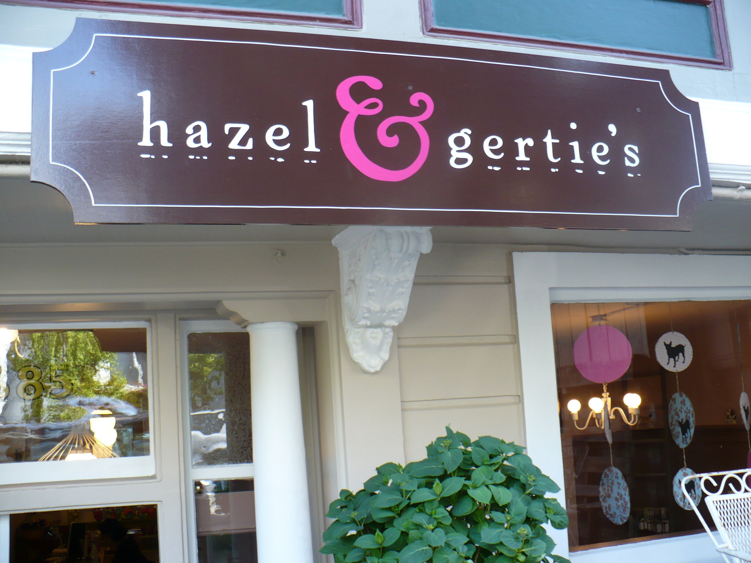 HAND-hazel--gerties_3131053349_o.jpg