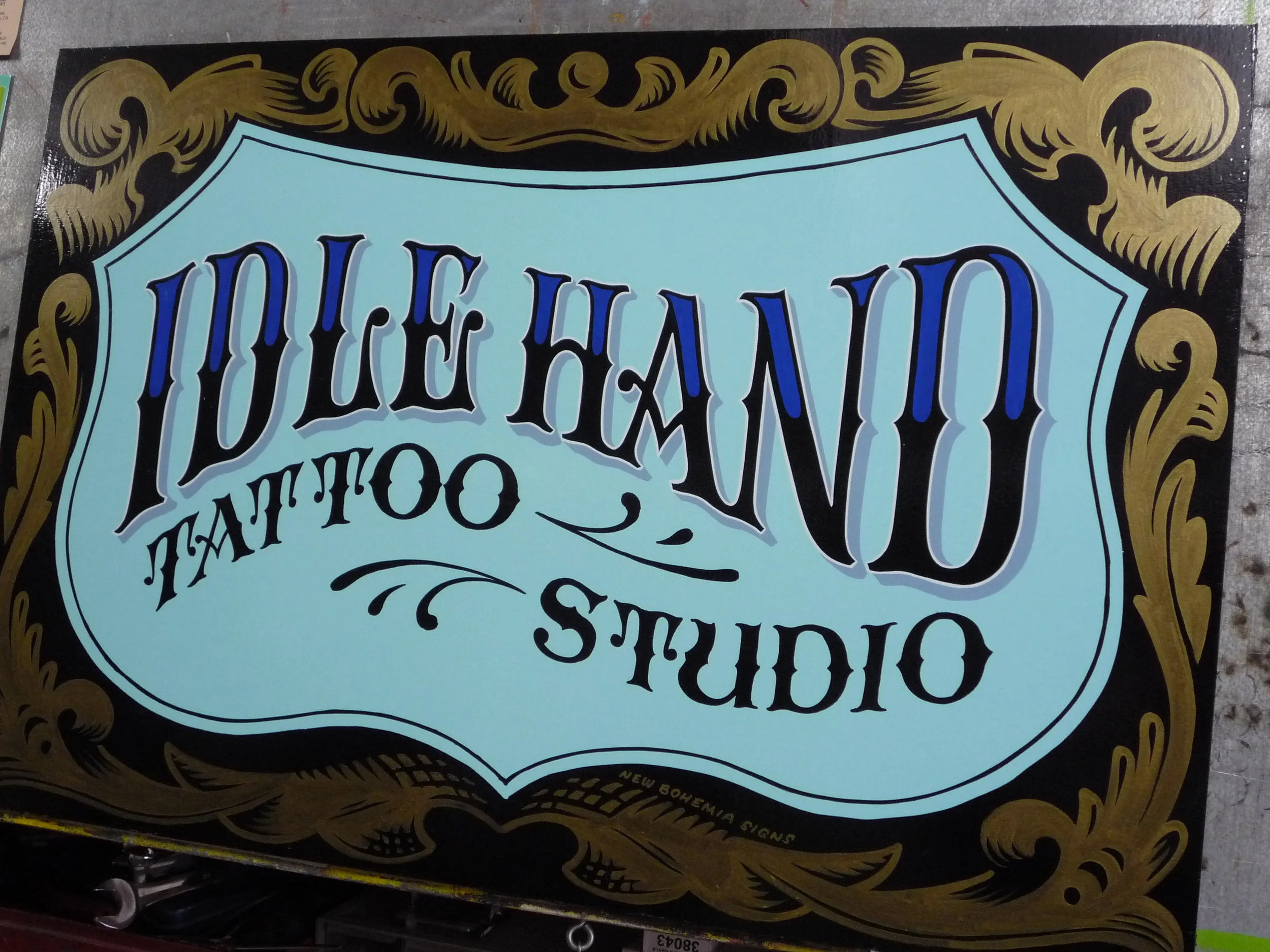 HAND-idle-hand-tattoo_3059528979_o.jpg