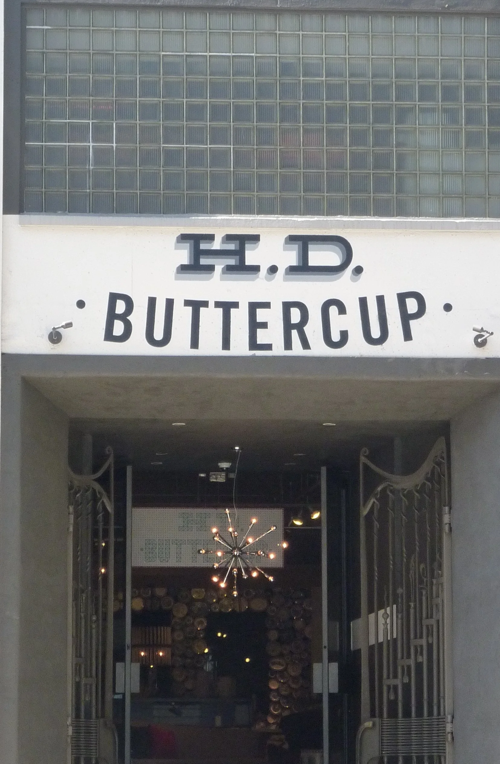 HAND-hd-buttercup_6130302295_o.jpg