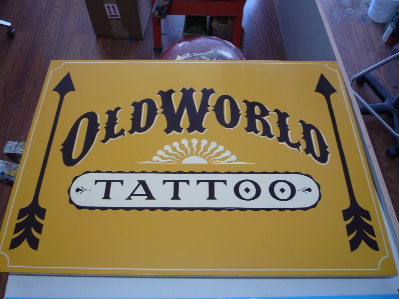 HAND-old-world-tattoo-simple_4844776020_o.jpg