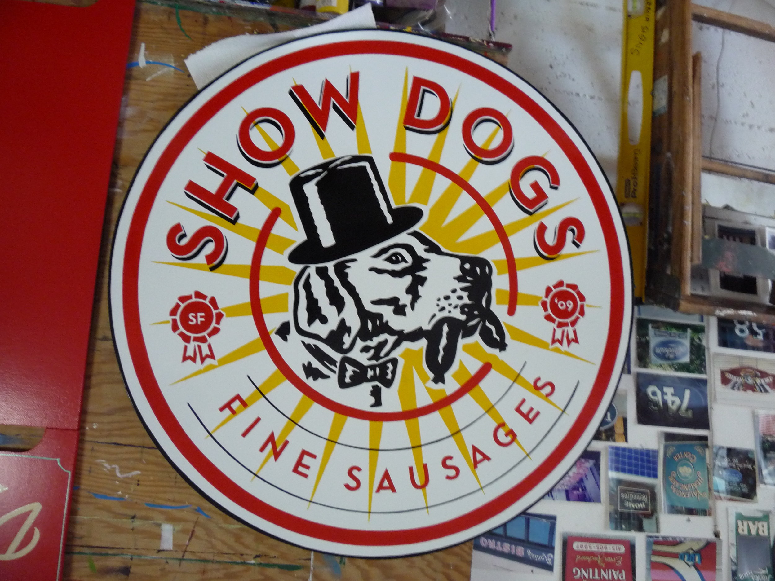 HAND-show-dogs-projecting-sign_4747643886_o.jpg