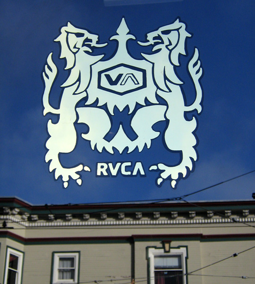 GOLD-rvca-logo_3161969152_o.jpg