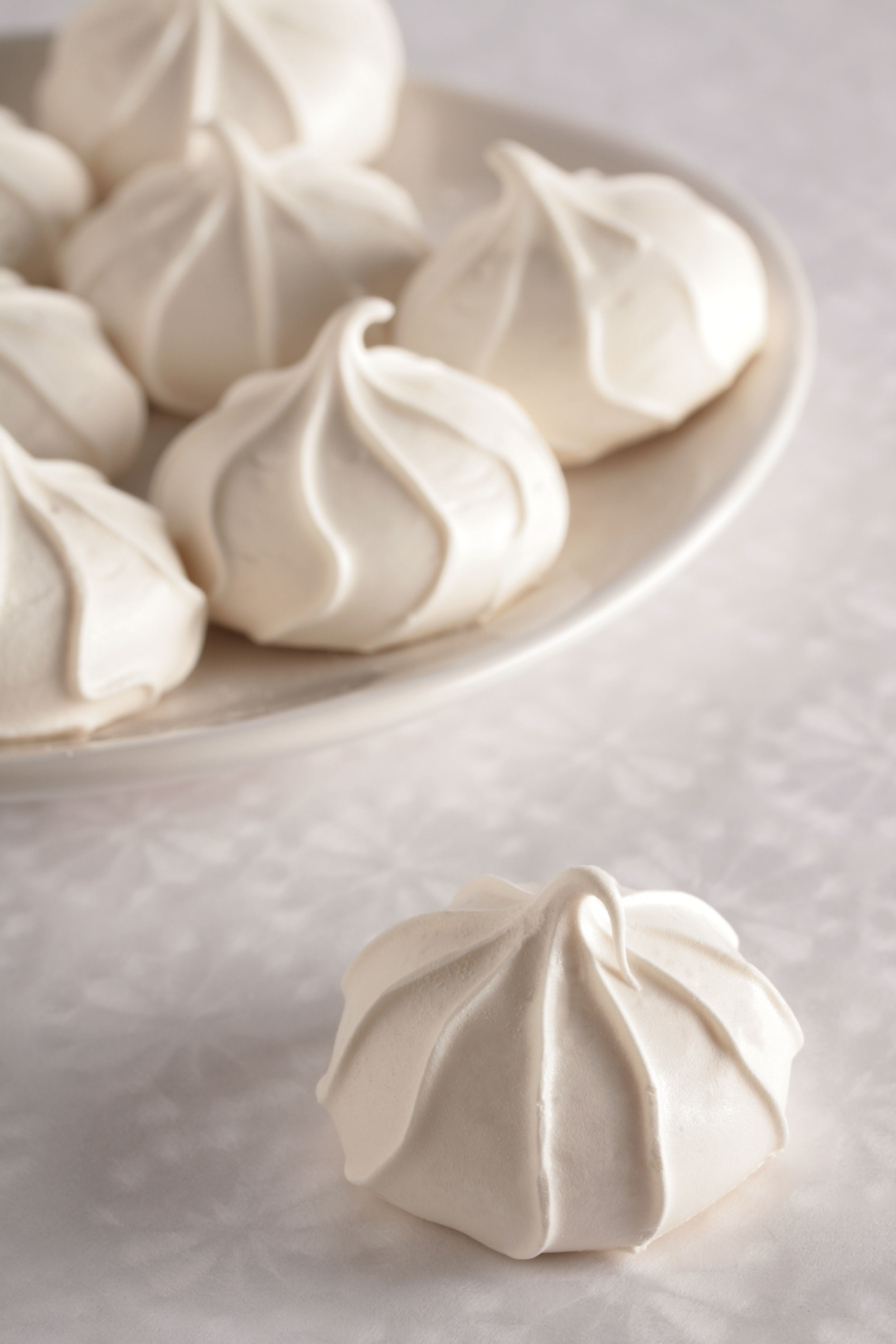 Meringues Hilla 450-049_edit.jpg