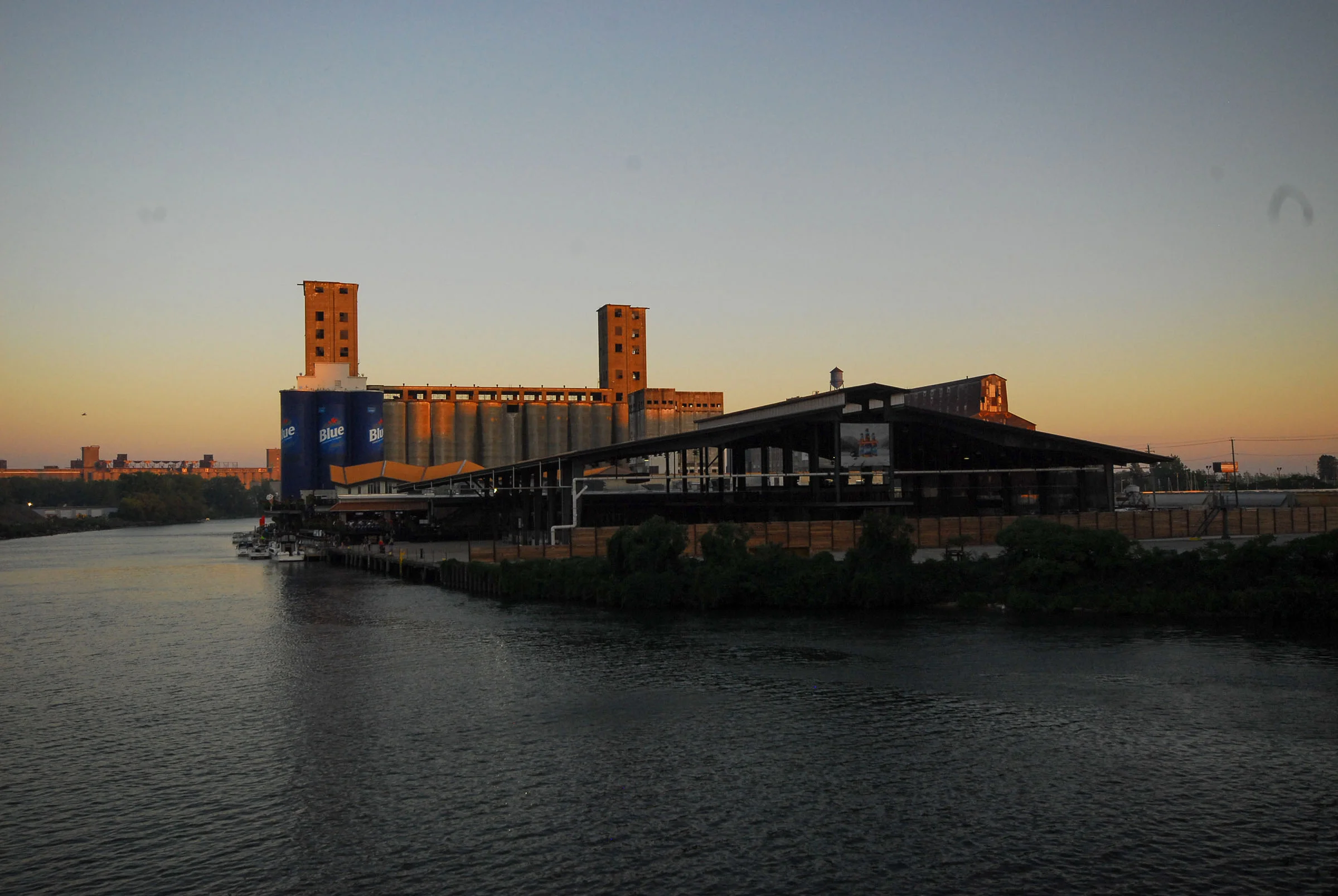 Buffalo RiverWorks Entertainment Complex