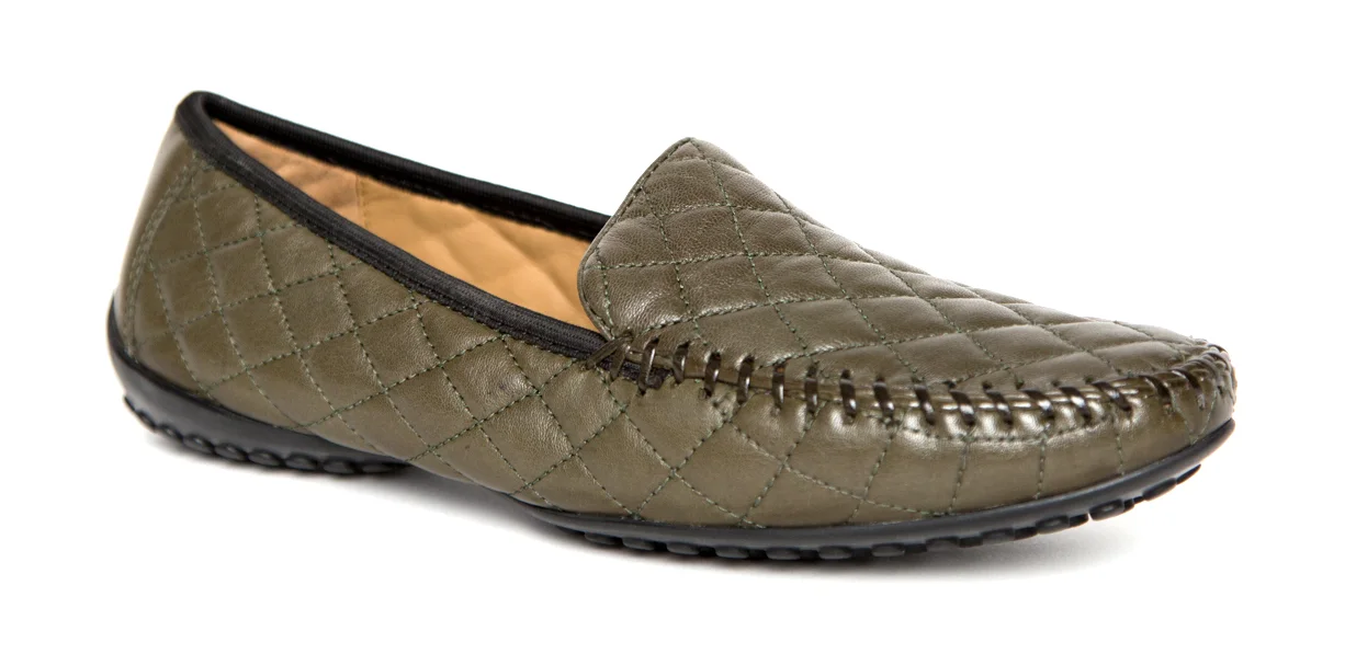 Quana_Khaki_1.jpg