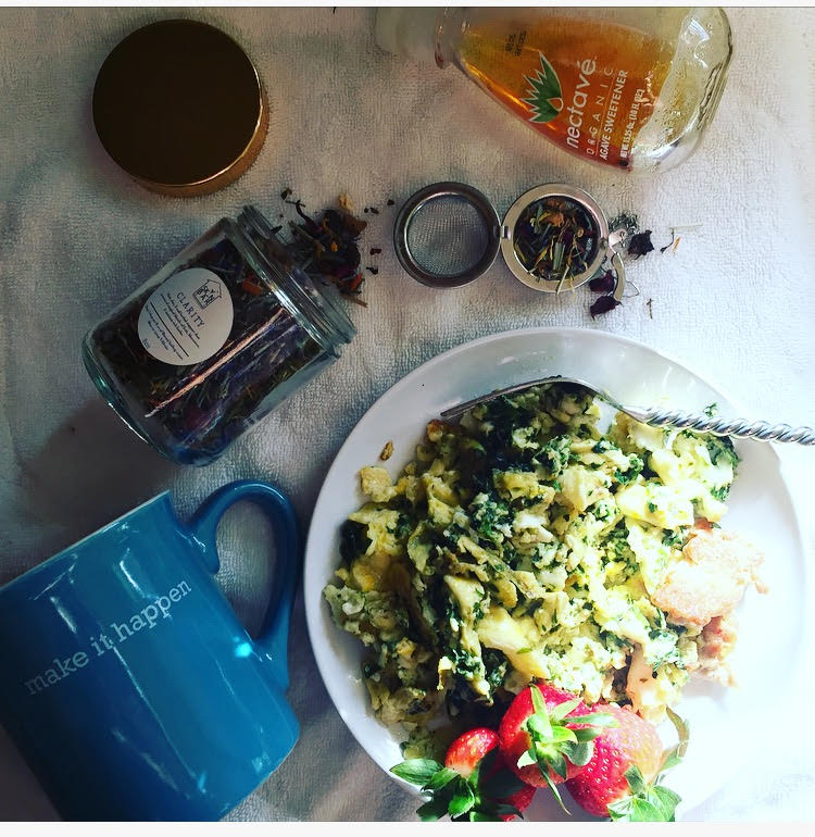 Breakfast of champs: Clarity Loose Leaf tea, Spinach & Eggs, Turkey Sausage, Fresh organic strawberries. 