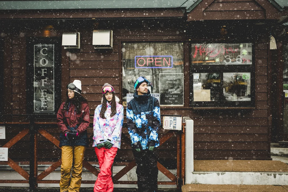 蝠・刀繧、繝。繝シ繧キ繧・snowwear.jpg