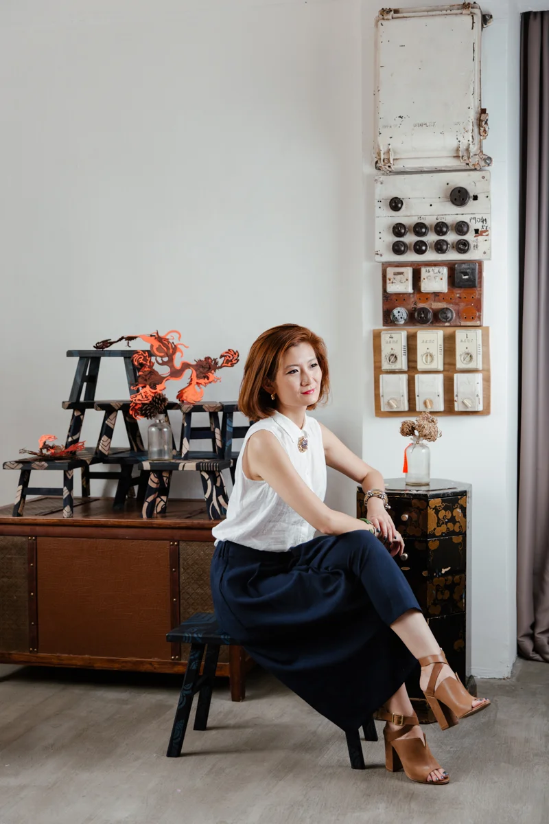 bonhams-magazine-elaine-1.jpg