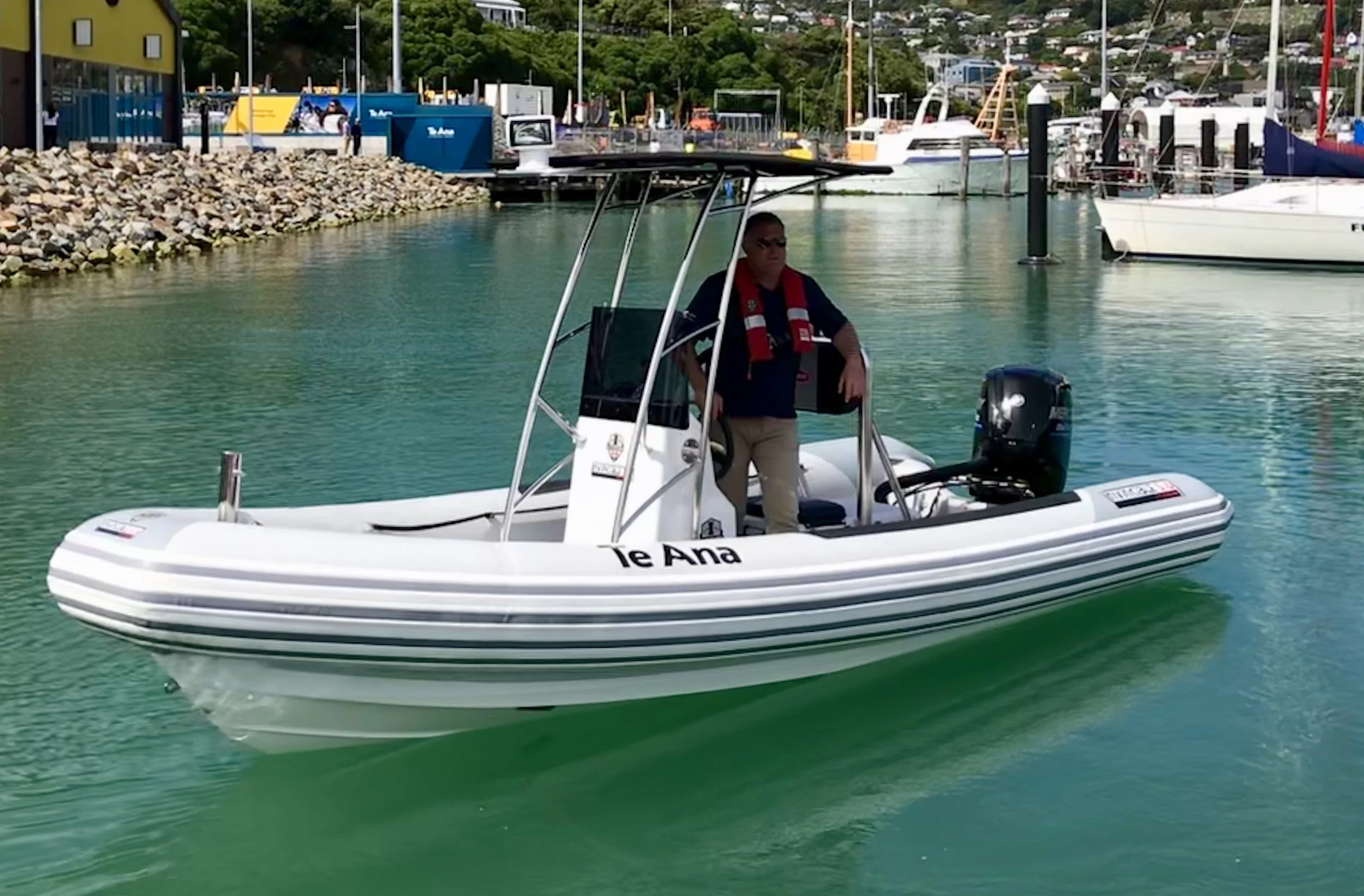 Fi Glass 5.6 RIB Versatile Performer